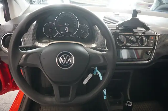 Volkswagen Up! view 11