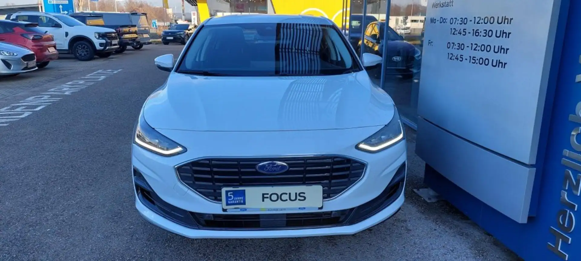 Ford Focus Titanium Edition 5T 1,0 HYB 1,0 125PS M6 Bianco - 2