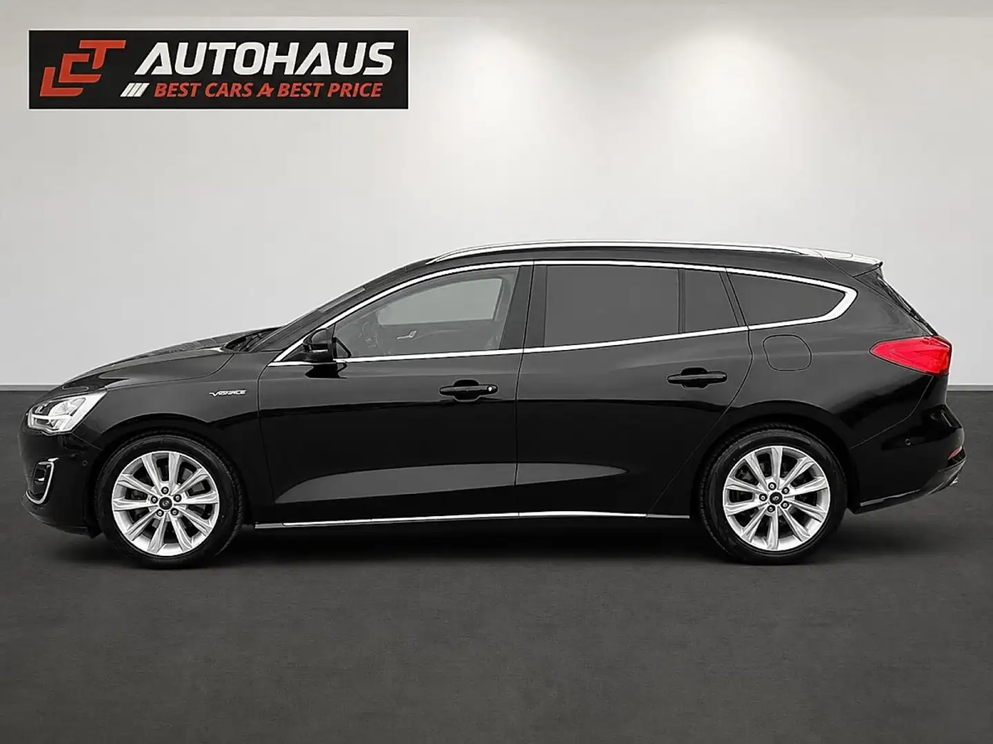 Ford Focus Traveller 2,0 EcoBlue SCR Vignale Aut. | TOP AU... Schwarz - 2