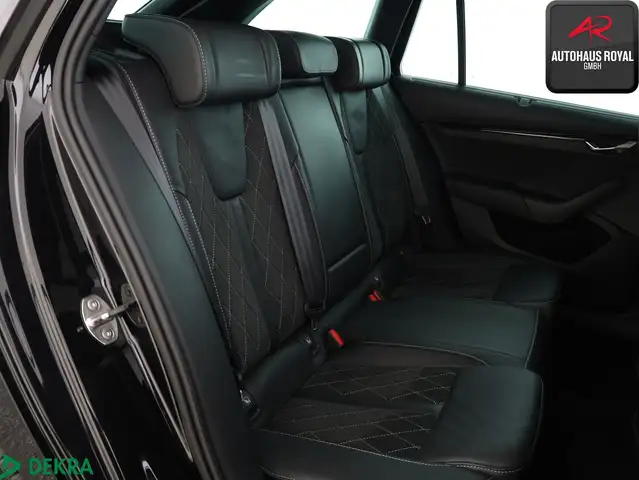 Skoda Octavia view 13