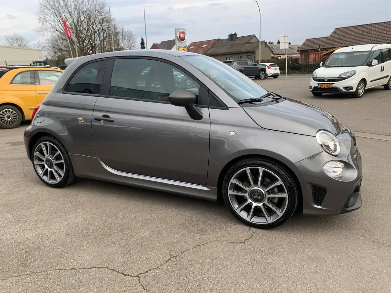 Abarth 595 2024