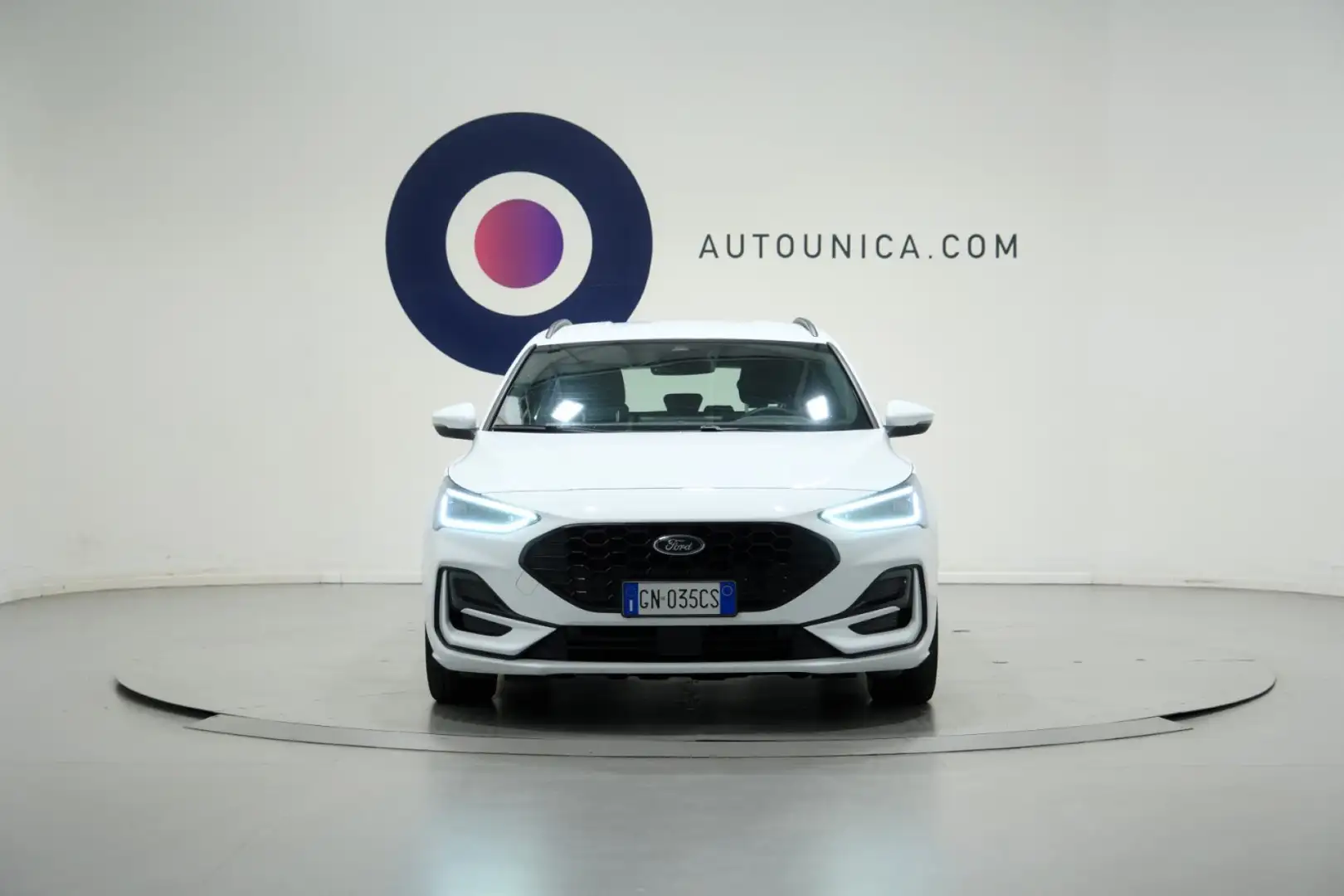 Ford Focus 1.0 ECOBOOST HYBRID 125 CV SW ST-LINE FULL LED Blanc - 2