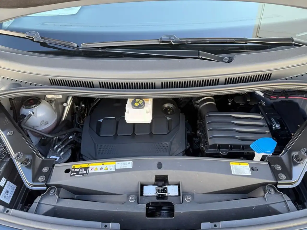 Volkswagen T7 Multivan Edition DSG, миниатюра 15