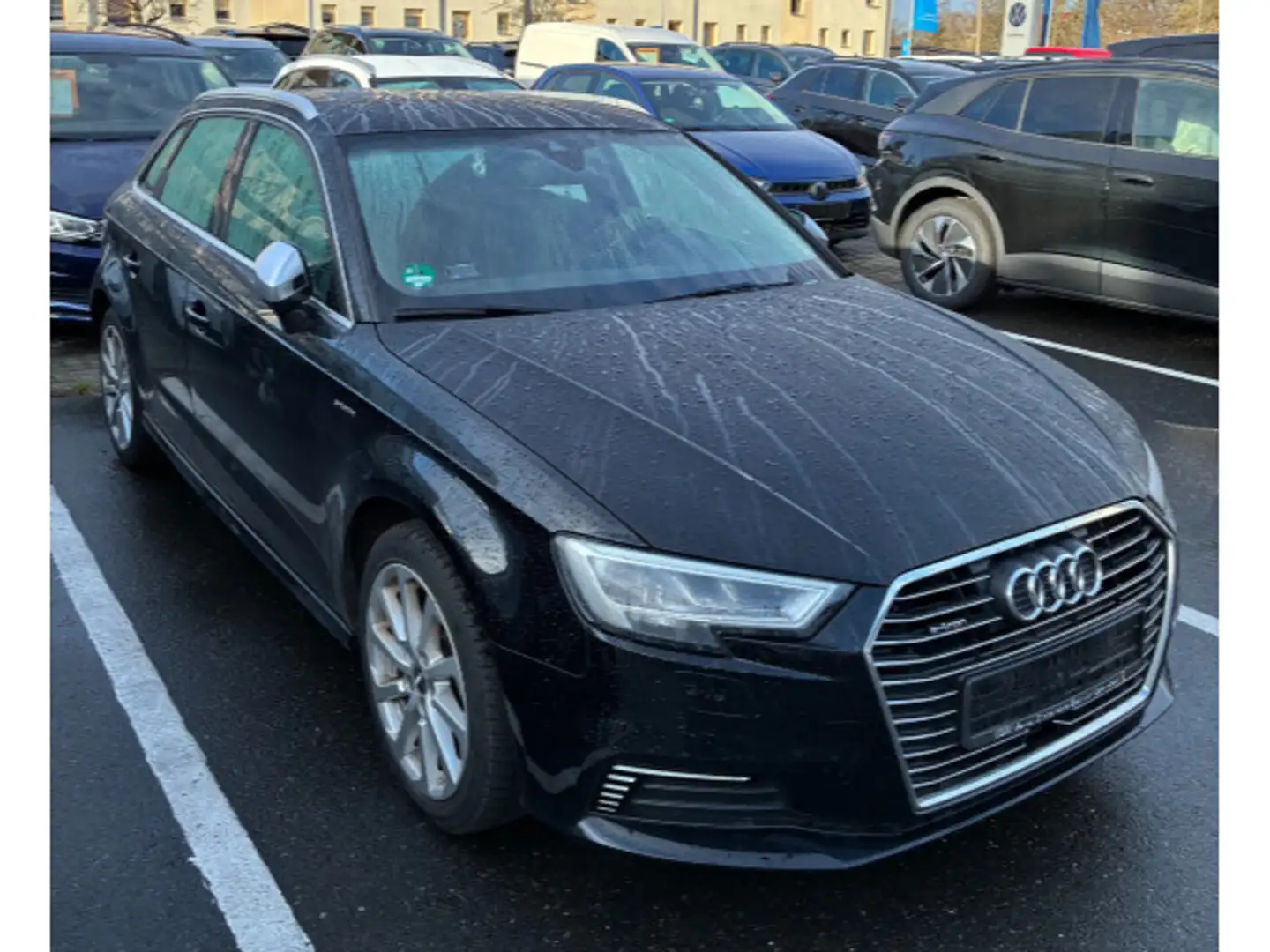 Audi A3 1.4 TFSI e Design S tronic *GRA* Schwarz - 2