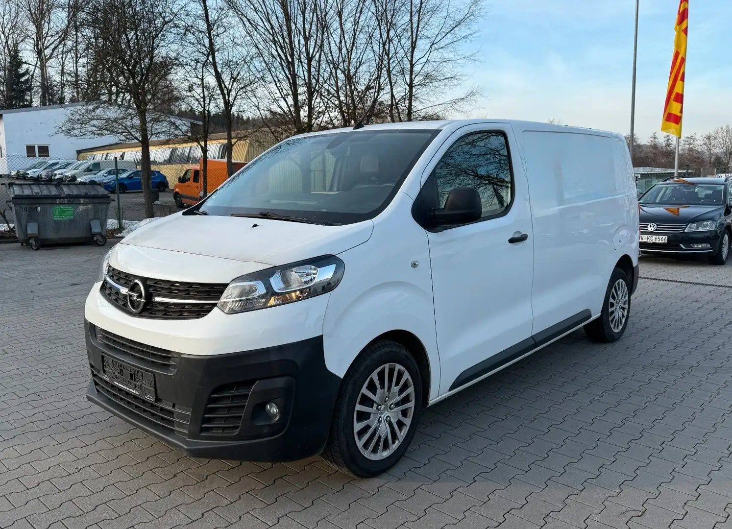Opel Vivaro Kasten Edition M L2 | 1. Hand Blanc - 1