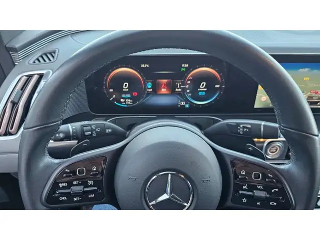Mercedes-Benz Unknown Model view 6