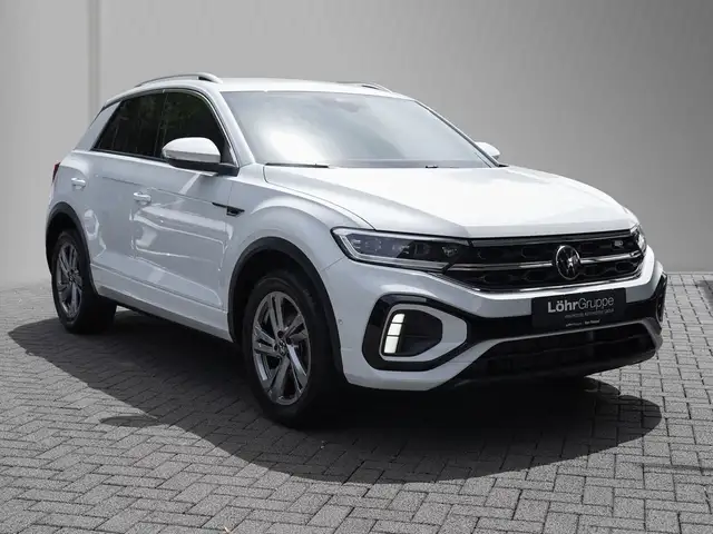 Volkswagen T-Roc view 5