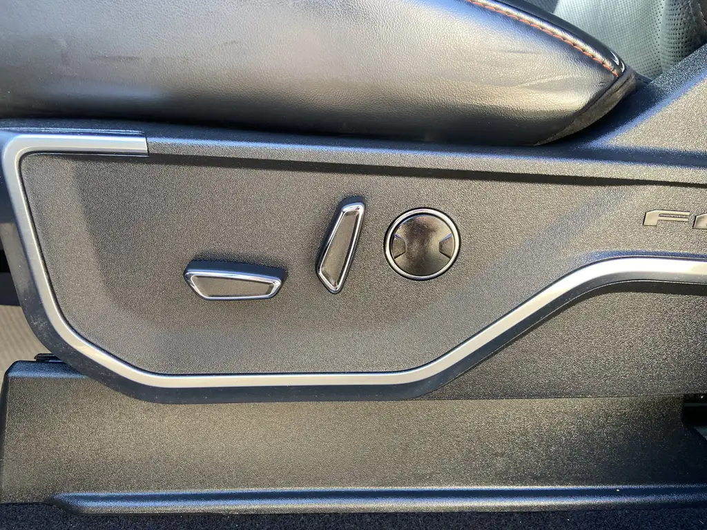 2024 Ford F-150 Raptor SuperCrew 145 | MoonRoof | SYNC 4 | Upfitte — photo 6