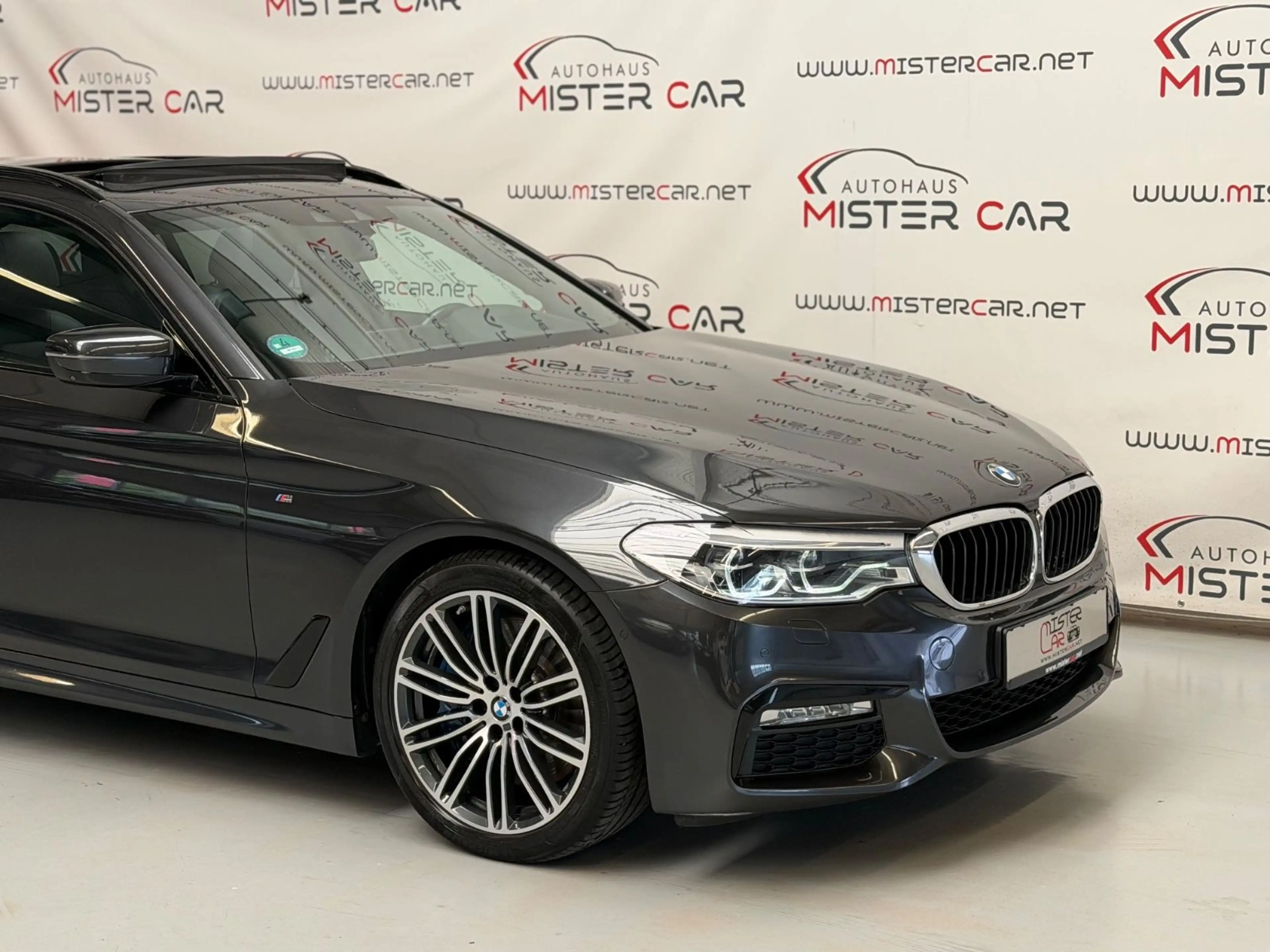 BMW 540 i xDrive M Sport PANO/LASER/HUD/360/H&K/1HAND — photo 7