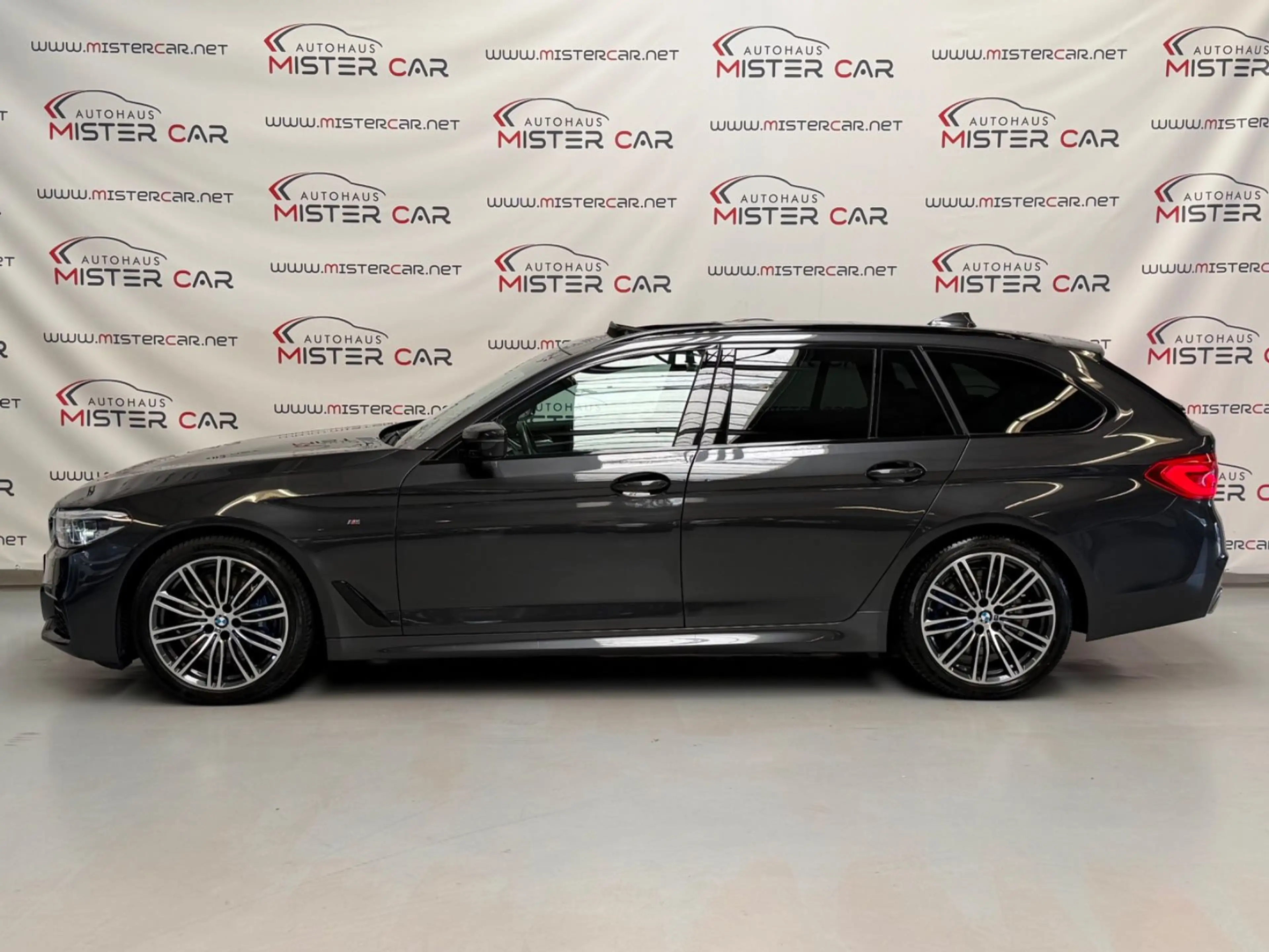 BMW 540 i xDrive M Sport PANO/LASER/HUD/360/H&K/1HAND — photo 2