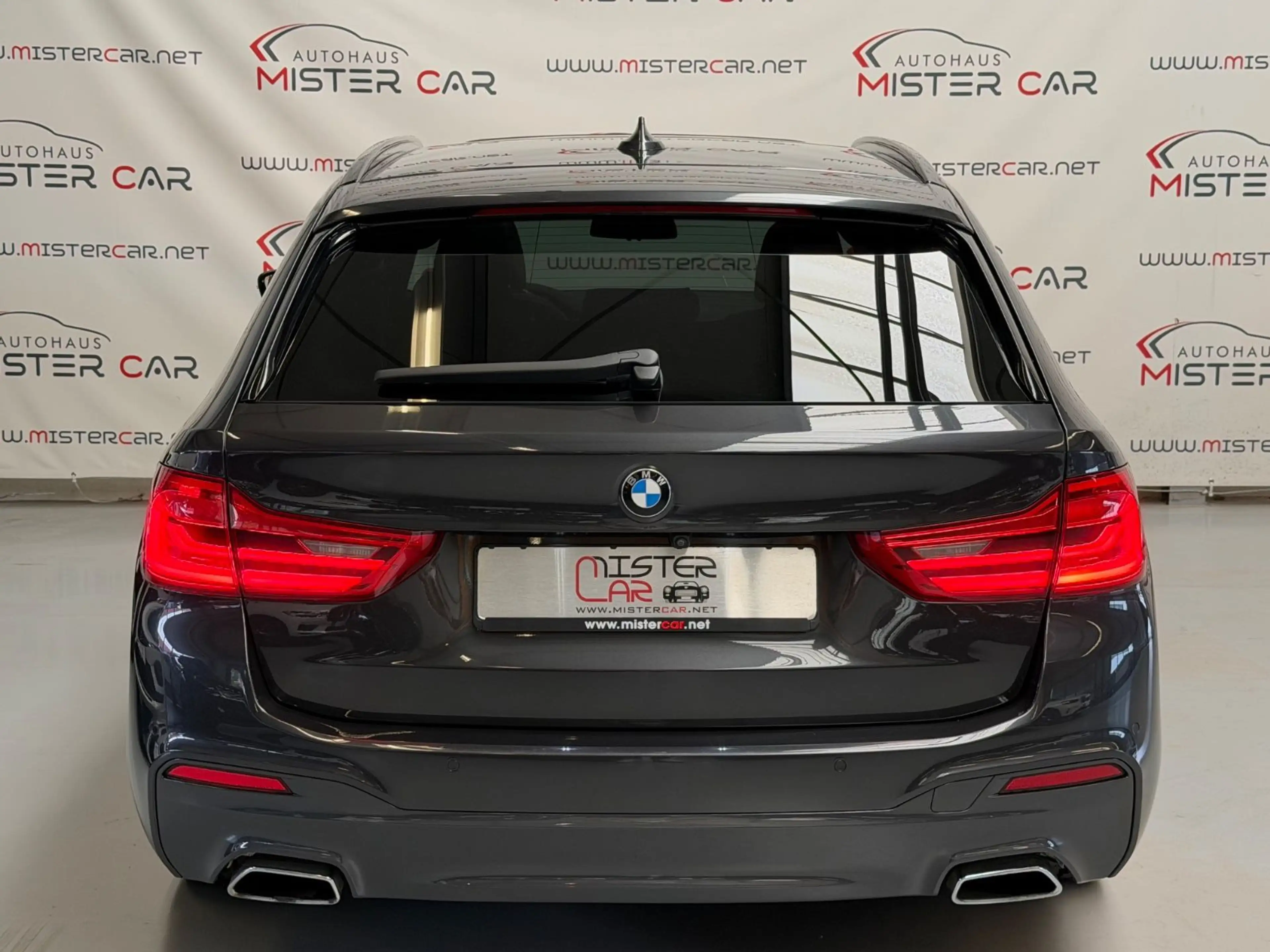 BMW 540 i xDrive M Sport PANO/LASER/HUD/360/H&K/1HAND — photo 9