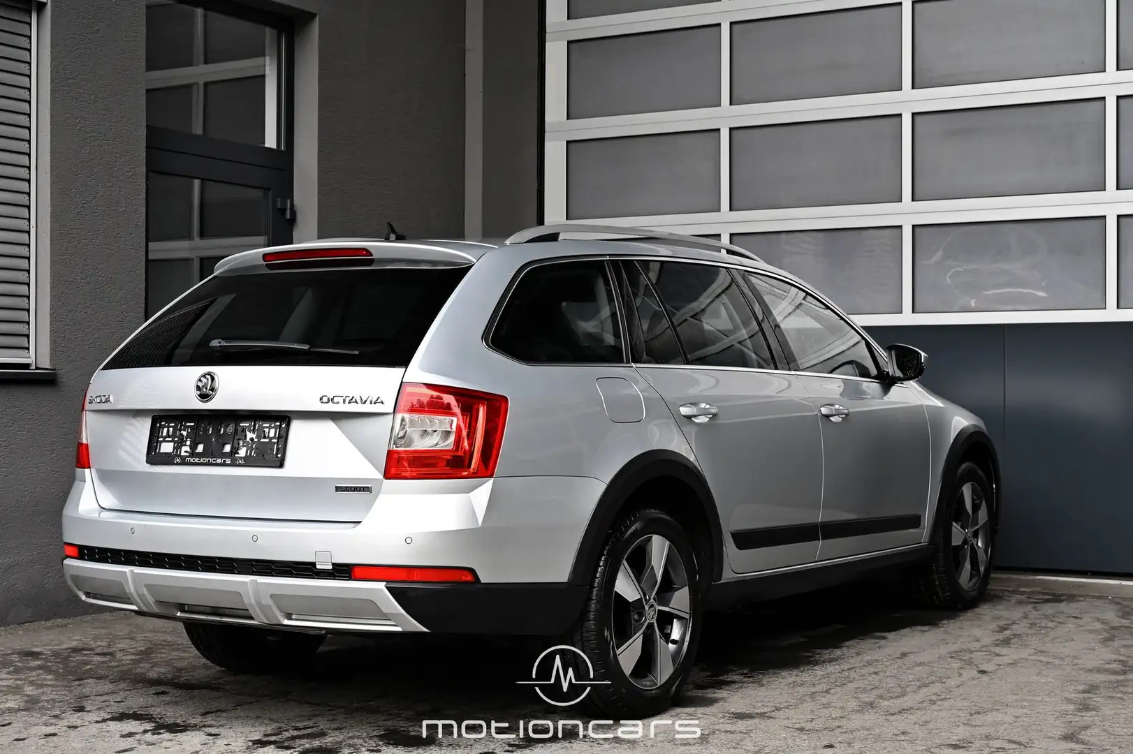 Skoda Octavia Elegance 4x4 Pickerl NEU Grey - 2