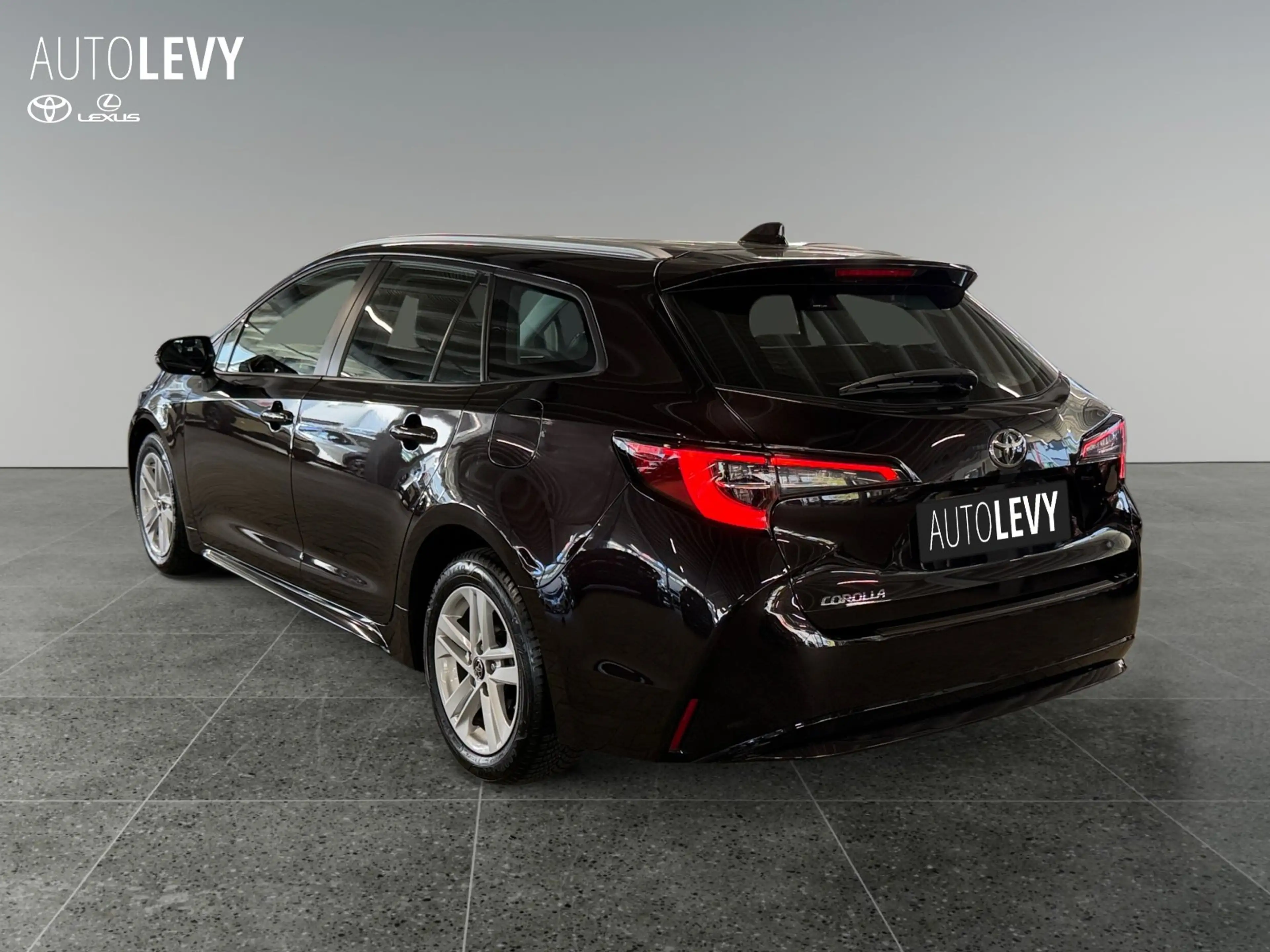 Toyota Corolla TS 1.2 Schalter Benzin +Kamera+Navi+PDC+ — photo 4