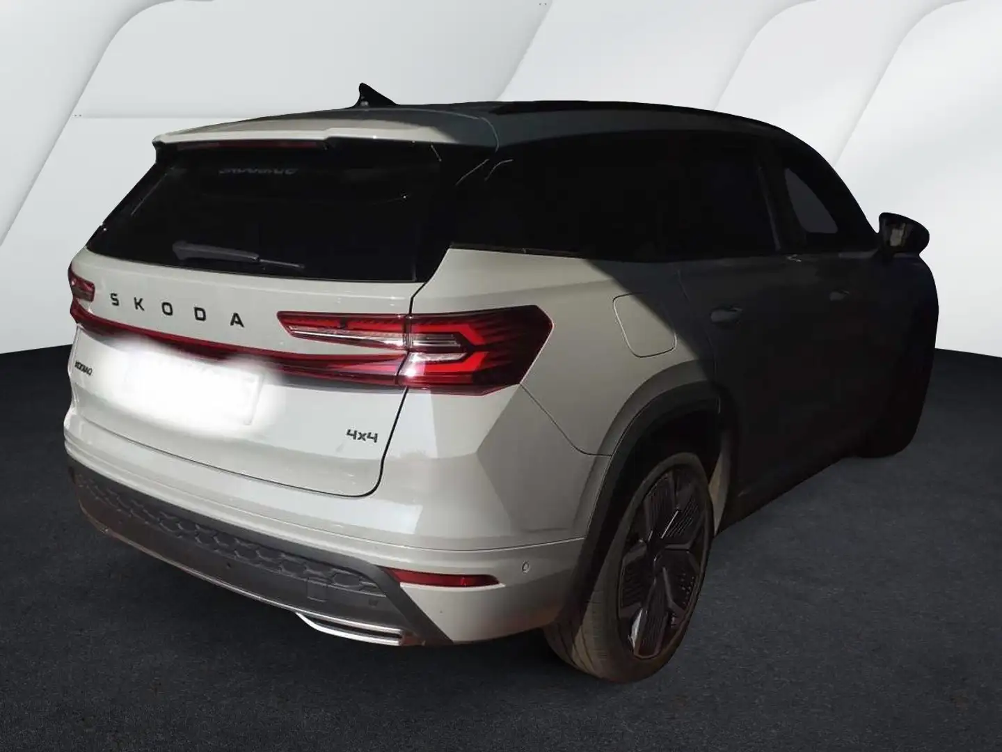 Skoda Kodiaq Sportline TDI DSG 4x4 *AHK*STDHZ*HdUp* Grau - 2