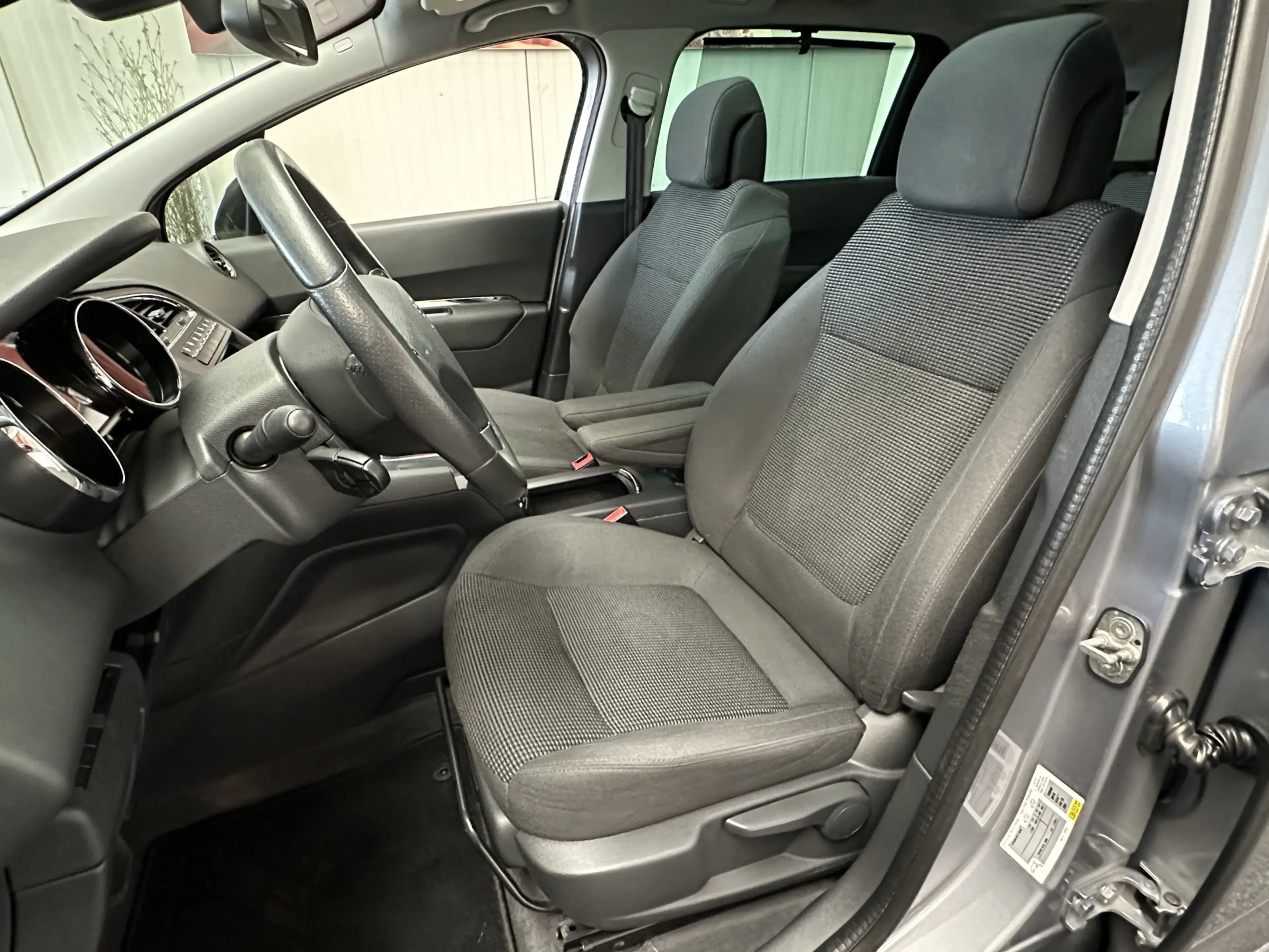 Peugeot 5008 1.6 THP ALLURE 7PERSOONS AUTOMAAT PANORAMADAK HEAD — photo 15