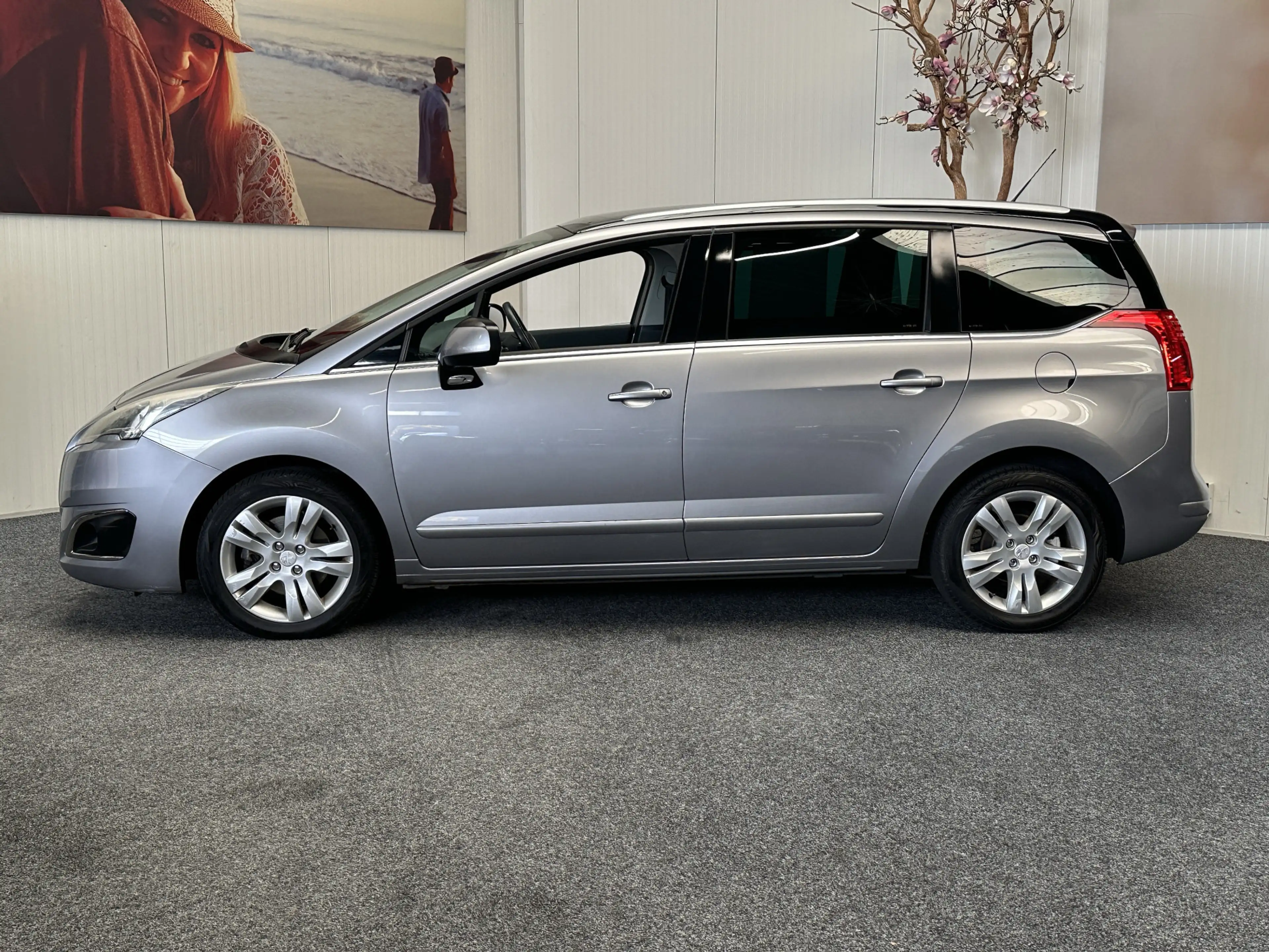 Peugeot 5008 1.6 THP ALLURE 7PERSOONS AUTOMAAT PANORAMADAK HEAD — photo 5