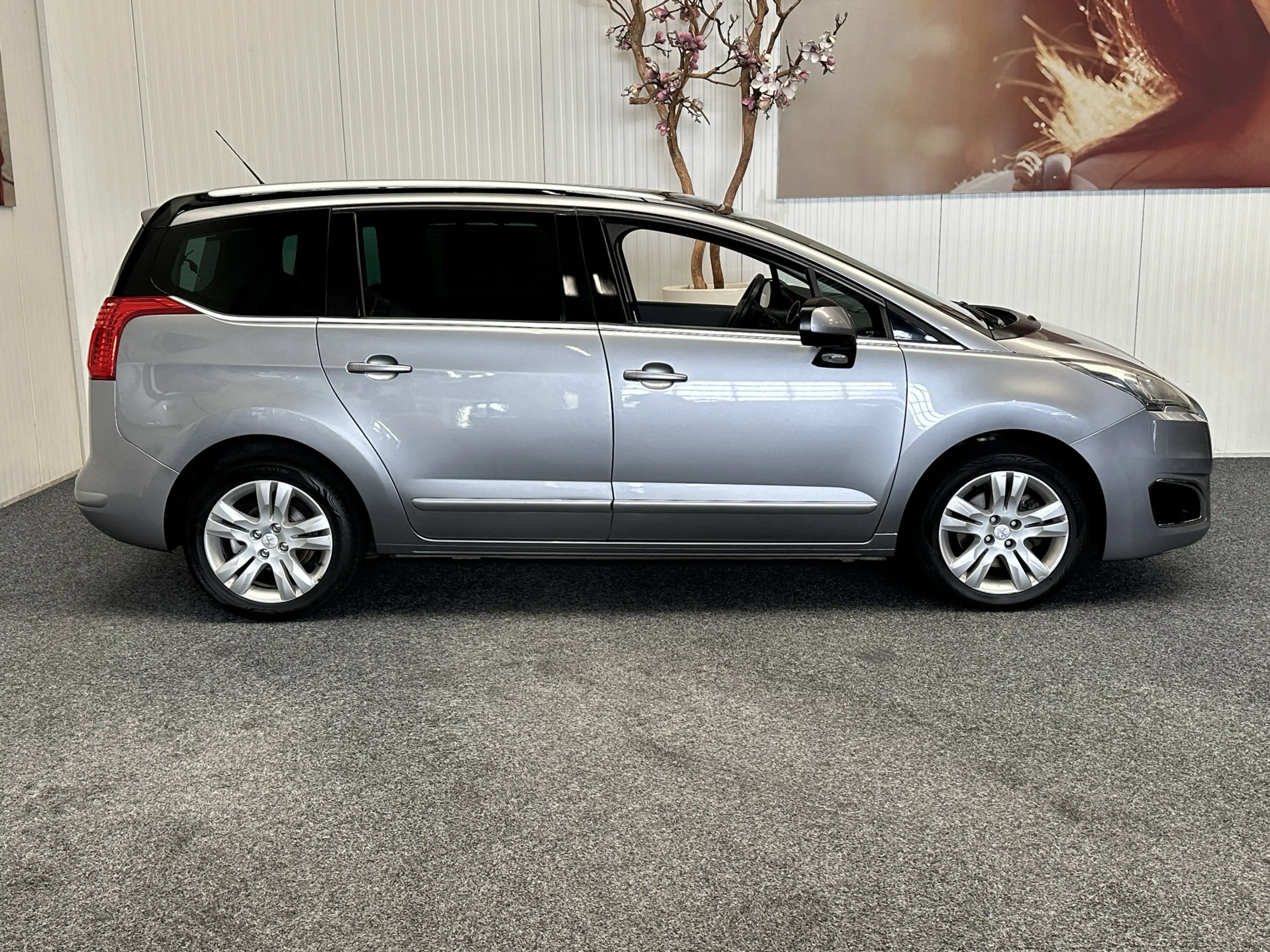 Peugeot 5008 1.6 THP ALLURE 7PERSOONS AUTOMAAT PANORAMADAK HEAD — photo 9