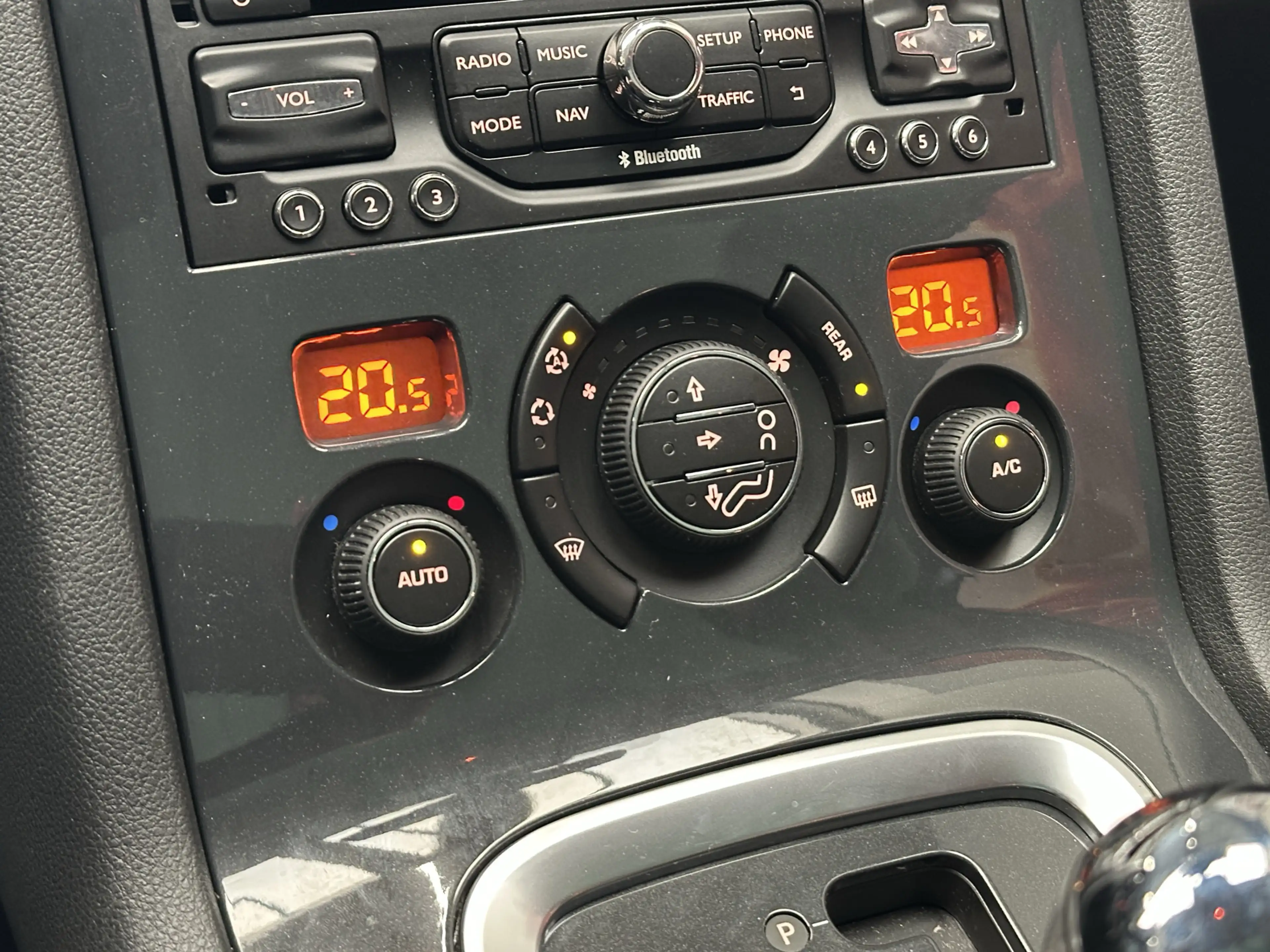 Peugeot 5008 1.6 THP ALLURE 7PERSOONS AUTOMAAT PANORAMADAK HEAD — photo 29