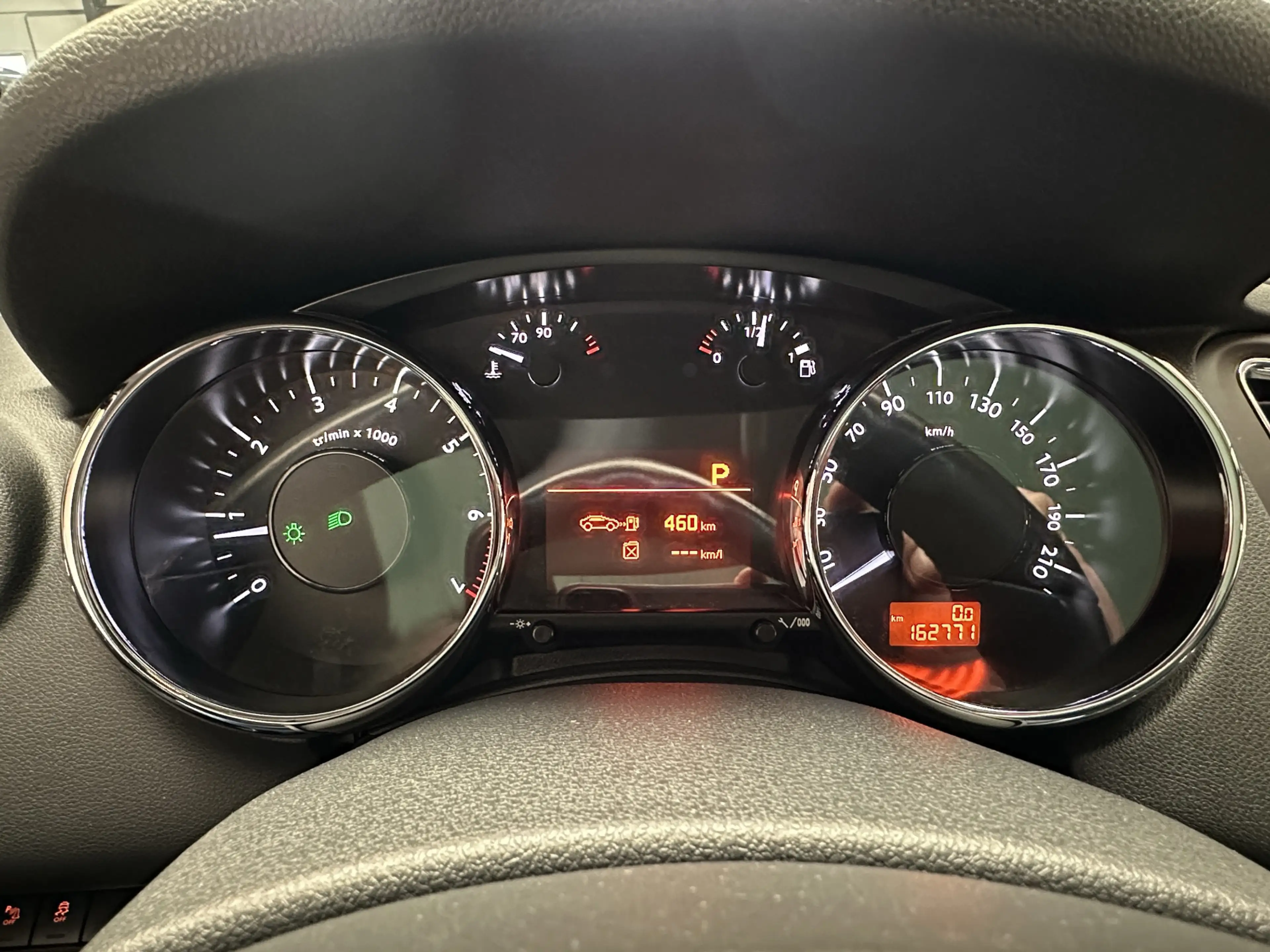 Peugeot 5008 1.6 THP ALLURE 7PERSOONS AUTOMAAT PANORAMADAK HEAD — photo 18