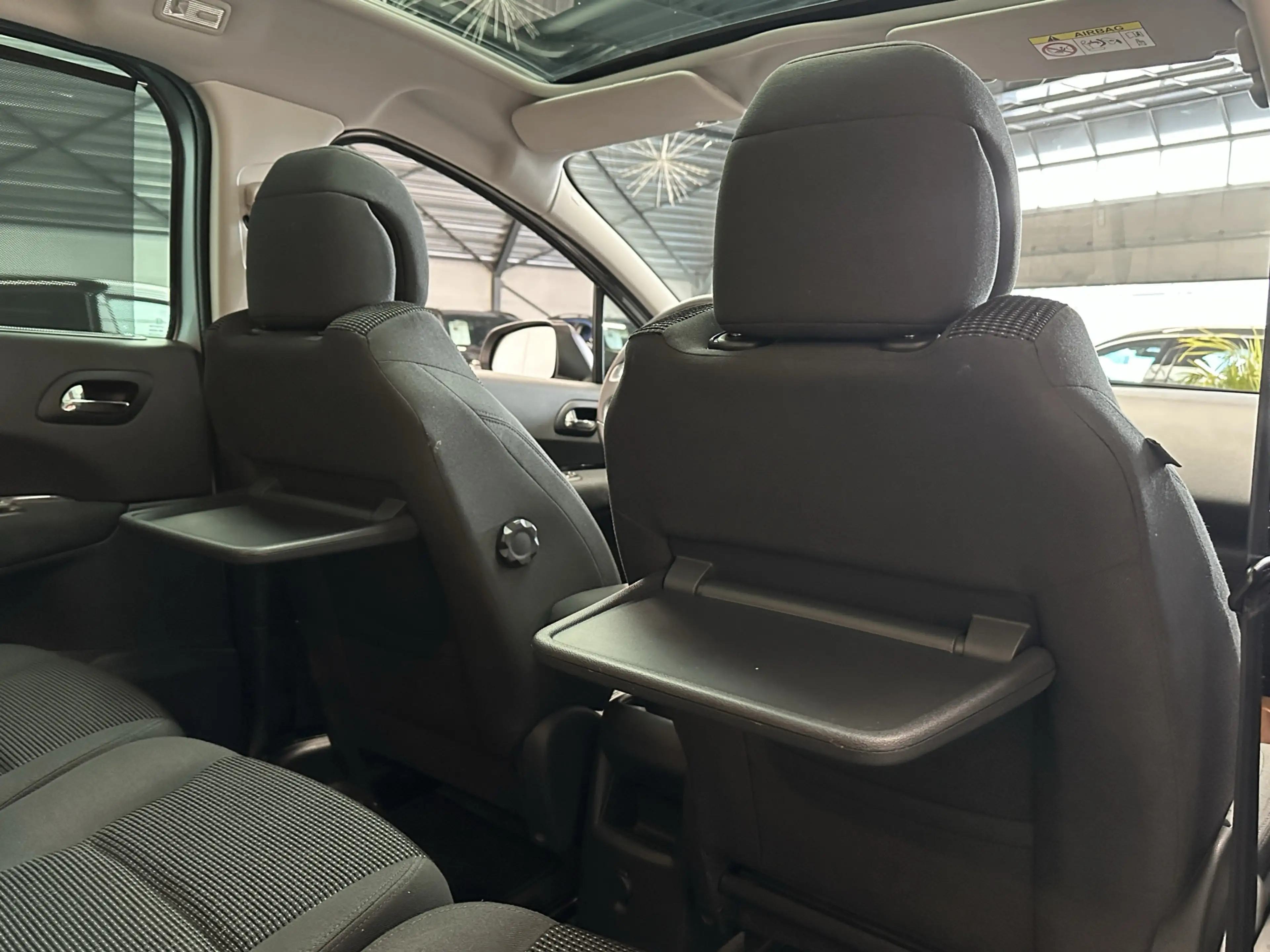 Peugeot 5008 1.6 THP ALLURE 7PERSOONS AUTOMAAT PANORAMADAK HEAD — photo 40