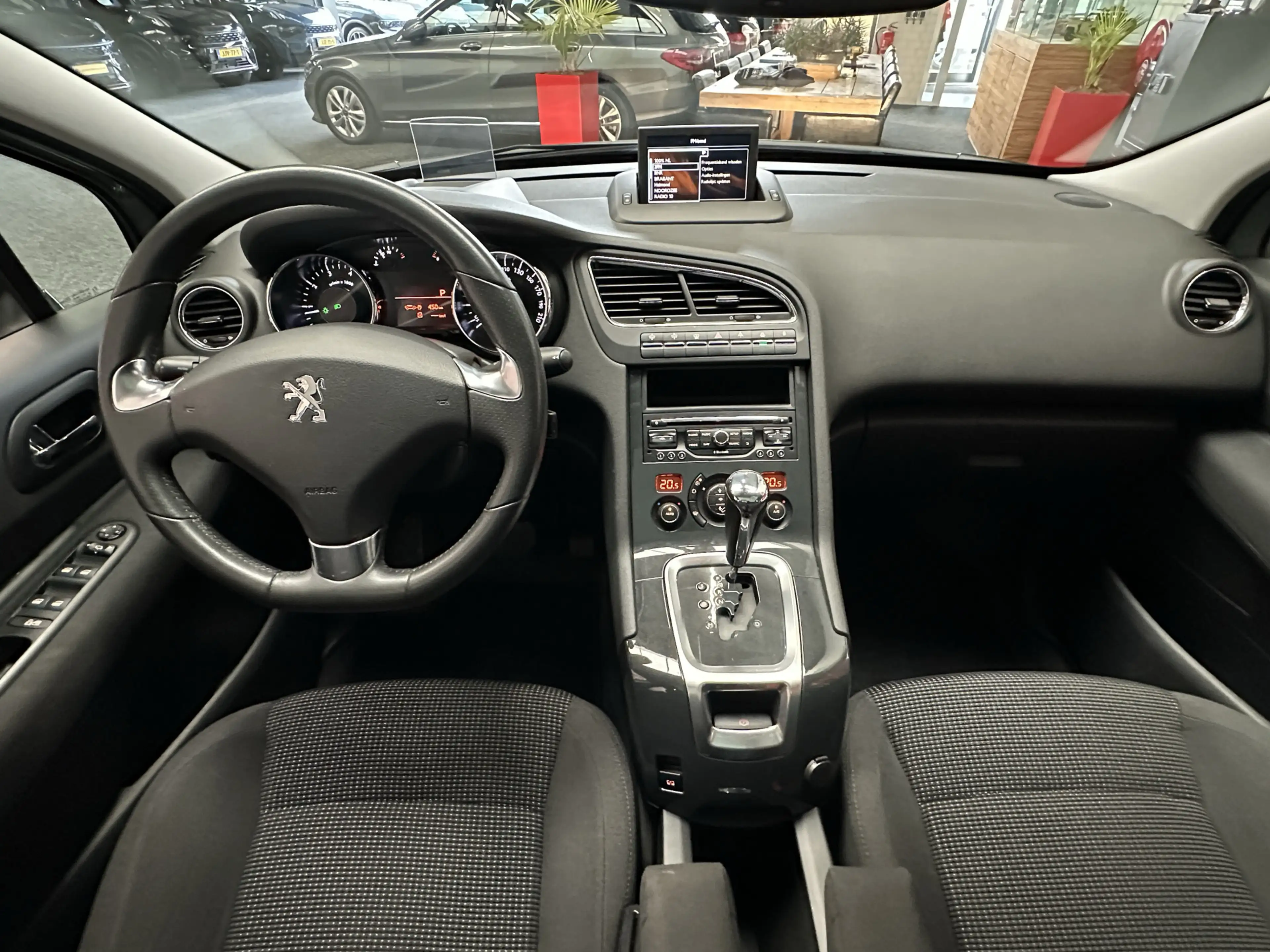 Peugeot 5008 1.6 THP ALLURE 7PERSOONS AUTOMAAT PANORAMADAK HEAD — photo 13