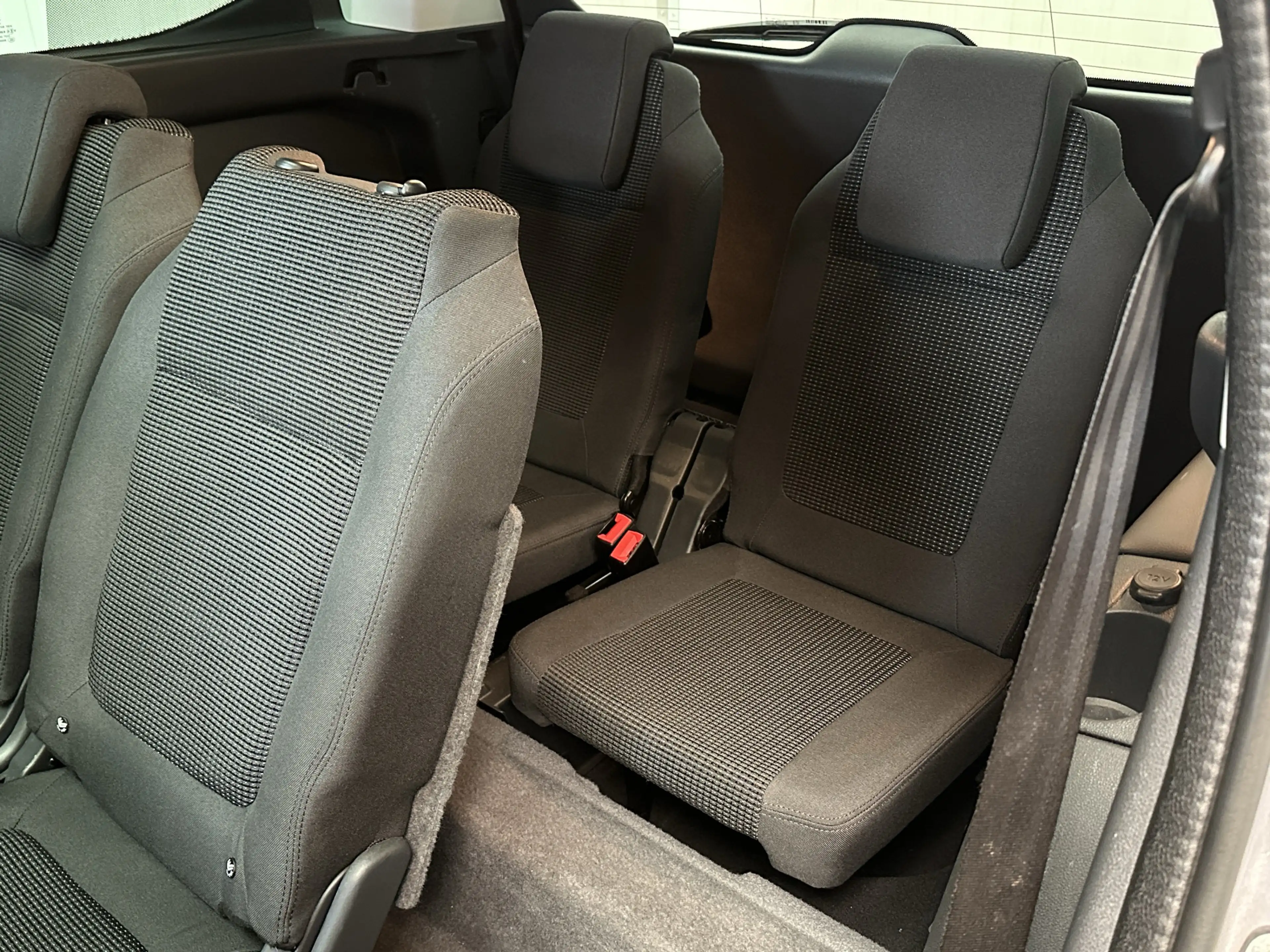 Peugeot 5008 1.6 THP ALLURE 7PERSOONS AUTOMAAT PANORAMADAK HEAD — photo 39