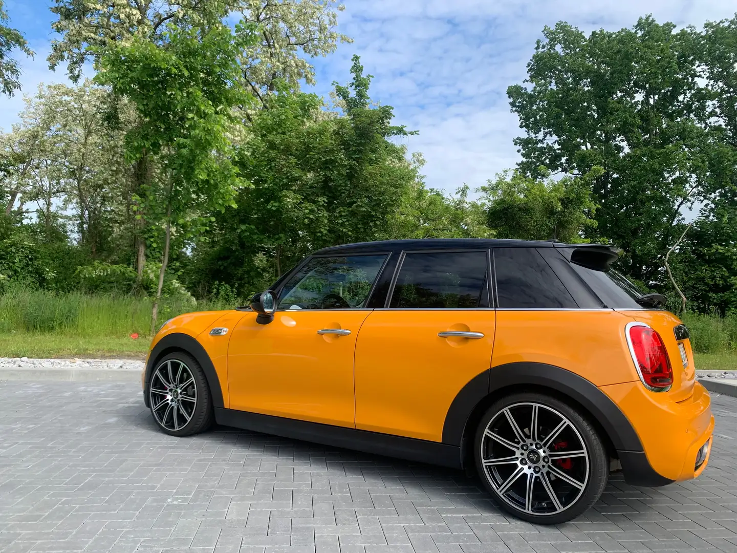 MINI Cooper S Mini Cooper S Orange - 1