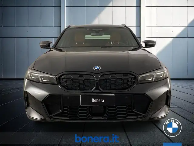 BMW 3 Series view 3