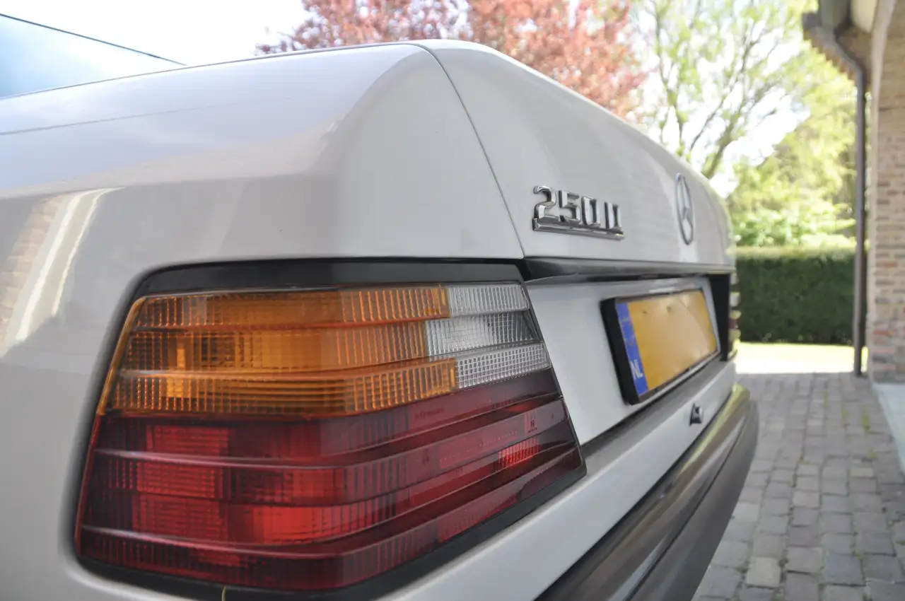 Mercedes-Benz 250 Diesel Automaat Airco MRB-vrij, foto 6
