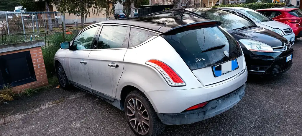 Lancia Delta 2011 из Европы — купить под ключ