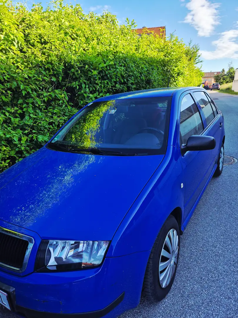 Skoda Fabia Schröghecklimousine als 5 Türer in Blau, Innenausstattung klassisch in grau schwarz und gepflegt Blau - 1