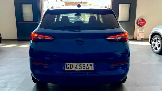 Opel Grandland view 7
