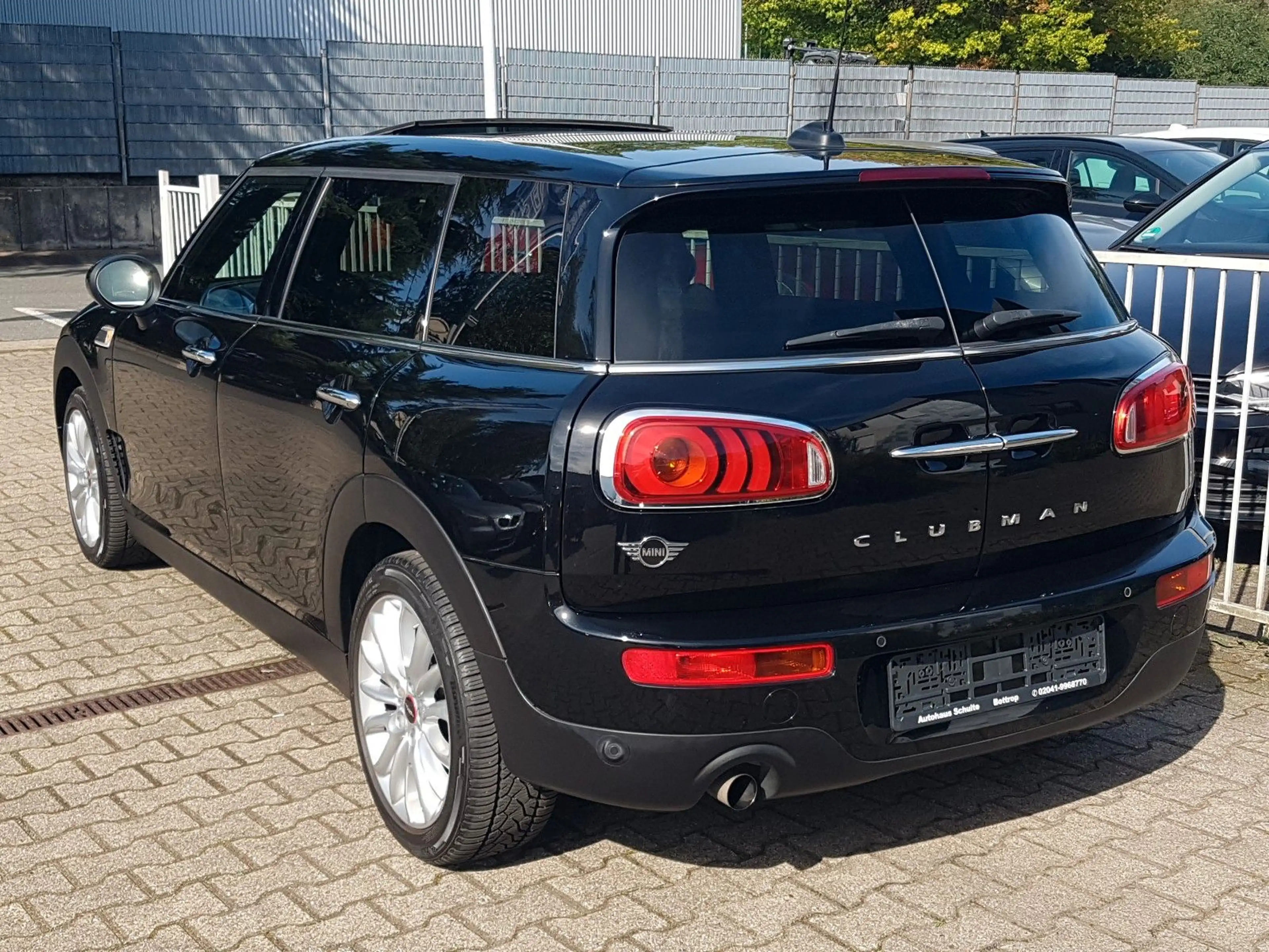 MINI One Clubman Pepper T-Leder Panorama LED Sitzhzg. — photo 2