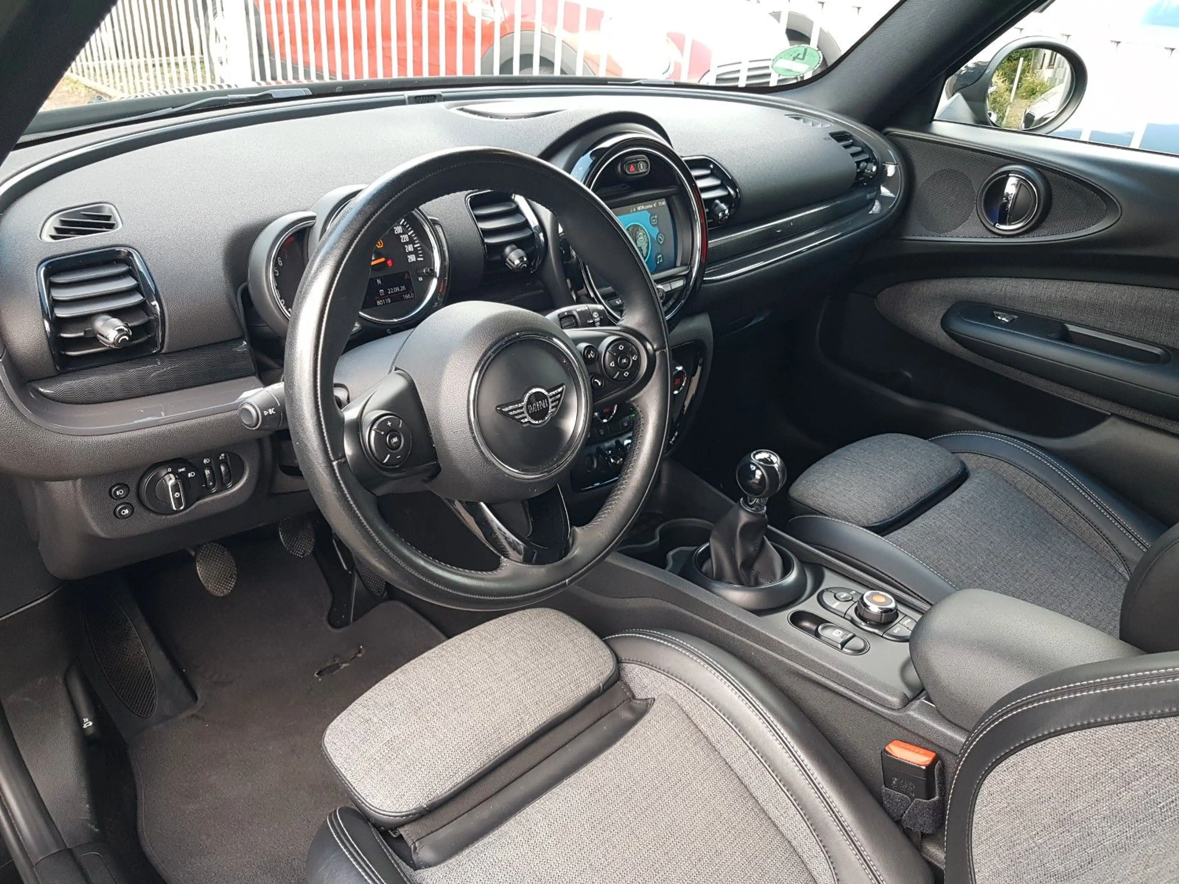 MINI One Clubman Pepper T-Leder Panorama LED Sitzhzg. — photo 11