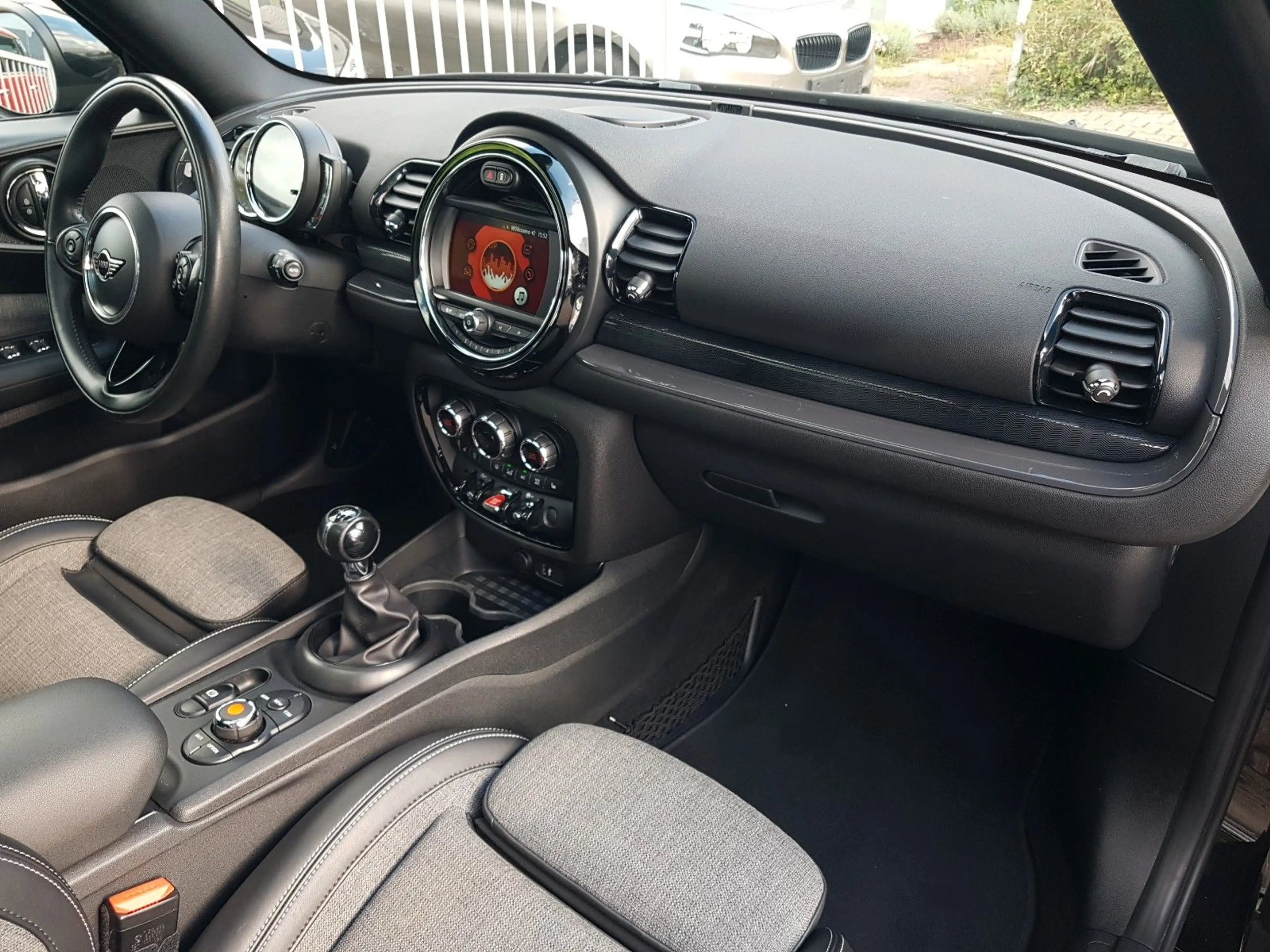 MINI One Clubman Pepper T-Leder Panorama LED Sitzhzg. — photo 13