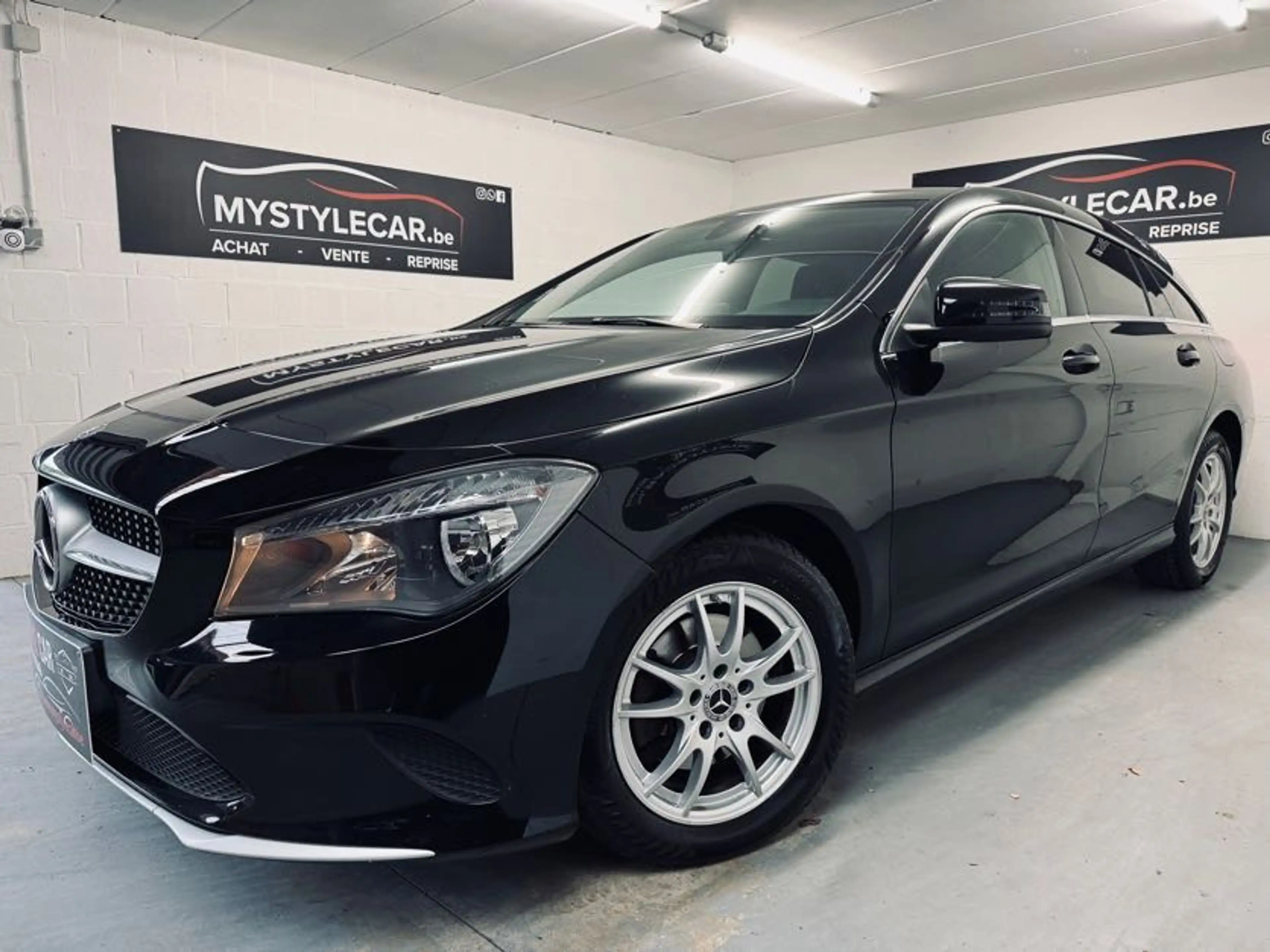 Mercedes-Benz CLA 180 CLA 180 d