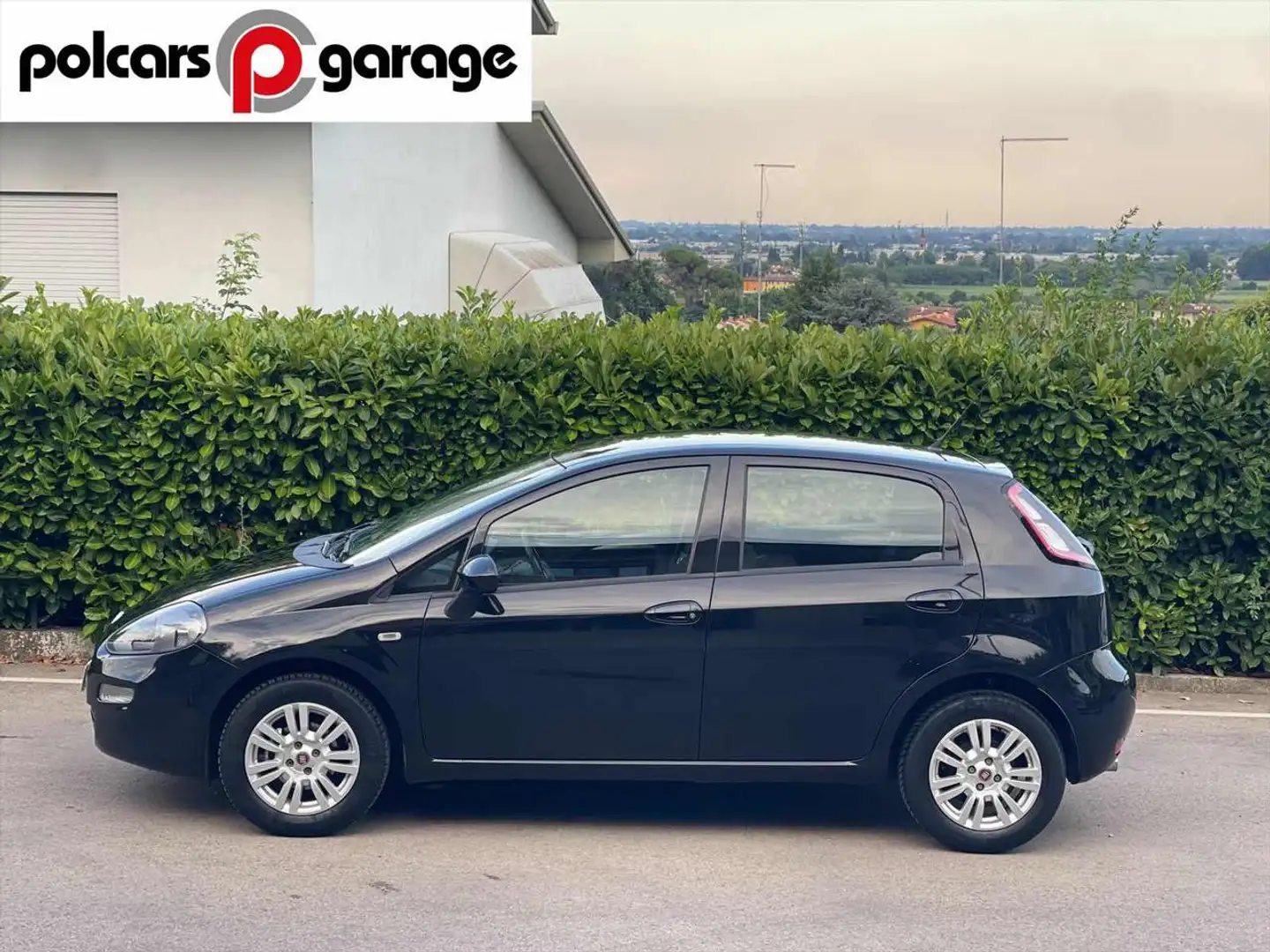 Fiat Punto 1.3 MJT II 75 CV 5 porte Lounge Nero - 2