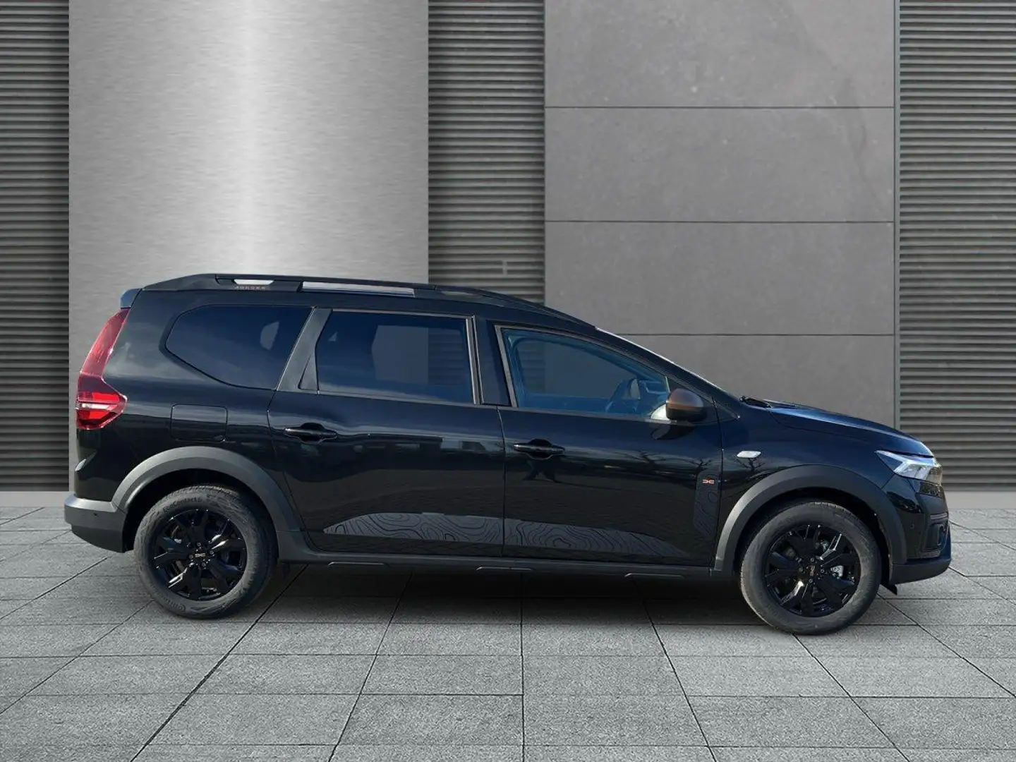 Dacia Jogger Extreme+ 5-S SHZ RFK Hybrid 140 104 kW (141 PS)... Schwarz - 2