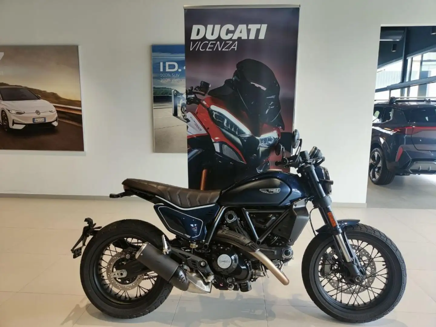 Ducati Scrambler 800 NIGHTSHIFT MY2025 Blauw - 1