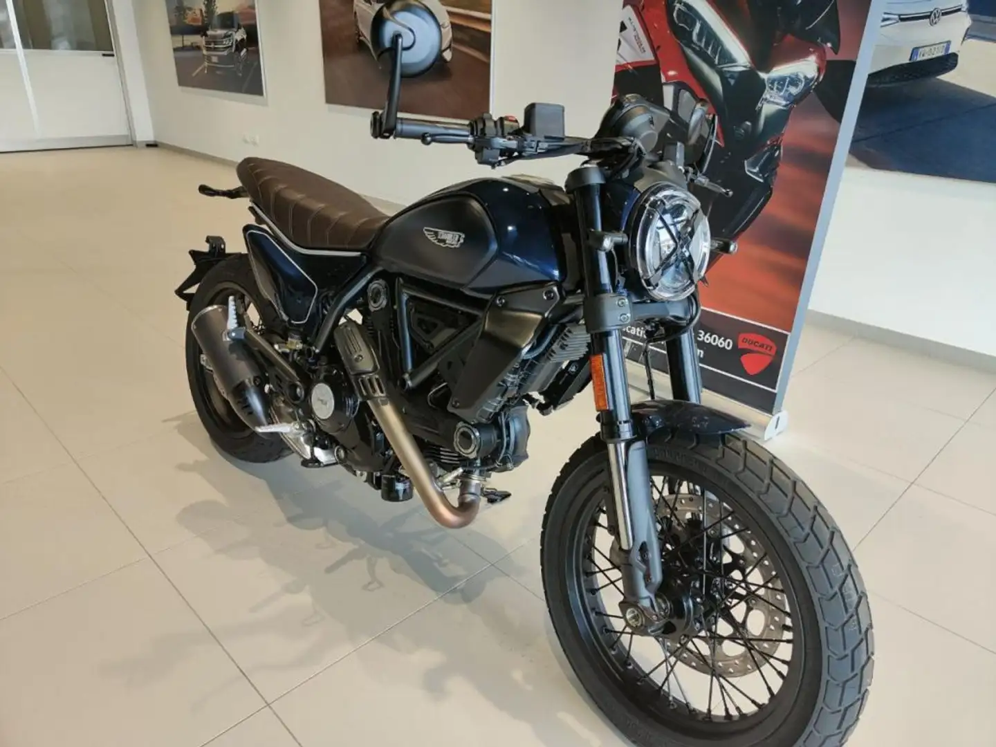 Ducati Scrambler 800 NIGHTSHIFT MY2025 Blauw - 2