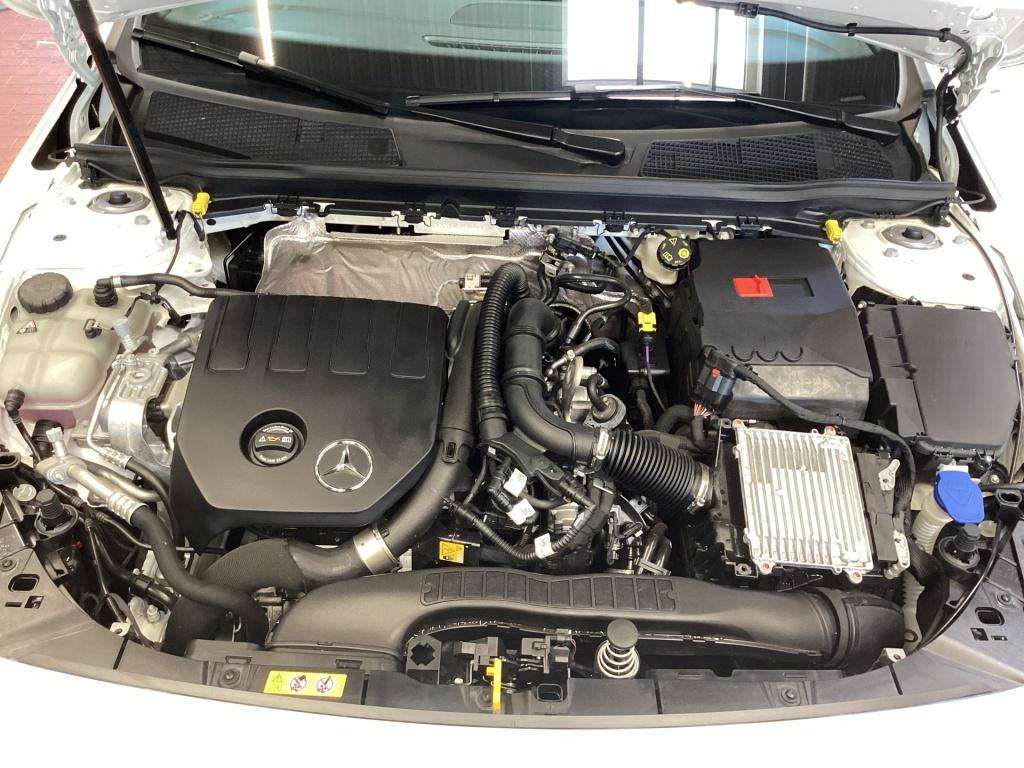 Mercedes-Benz A 200