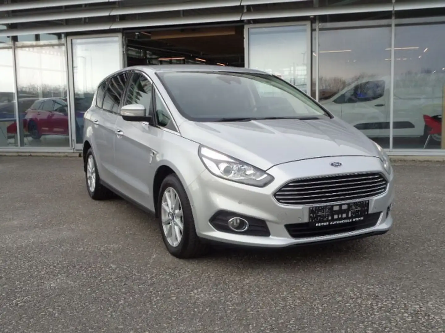 Ford S-Max Titanium 2.0 TDCi *Navi *Soundsystem Silber - 1