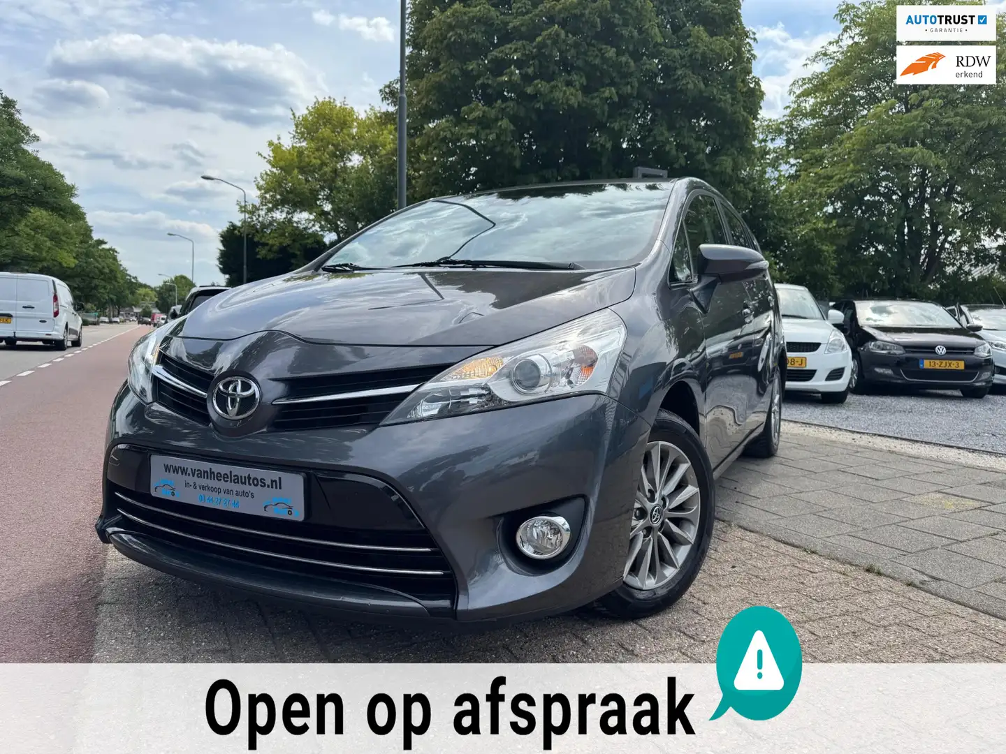Toyota Verso 1.8 VVT-i Edition S Clima Elek Pakket Lmv Navi Cru Szary - 1