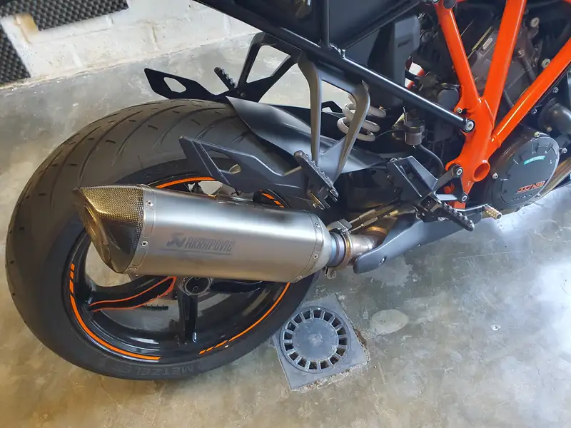 KTM 1290 Super Duke GT - foto 4