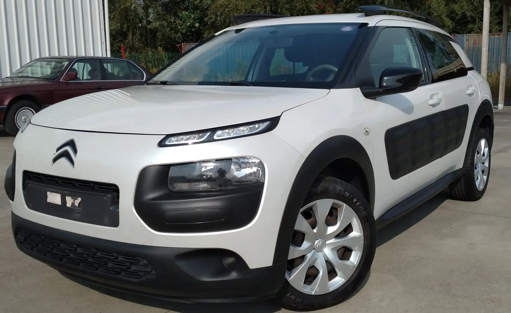 Citroen C4 Cactus 1.2 PureTech Feel Бежевий - 1