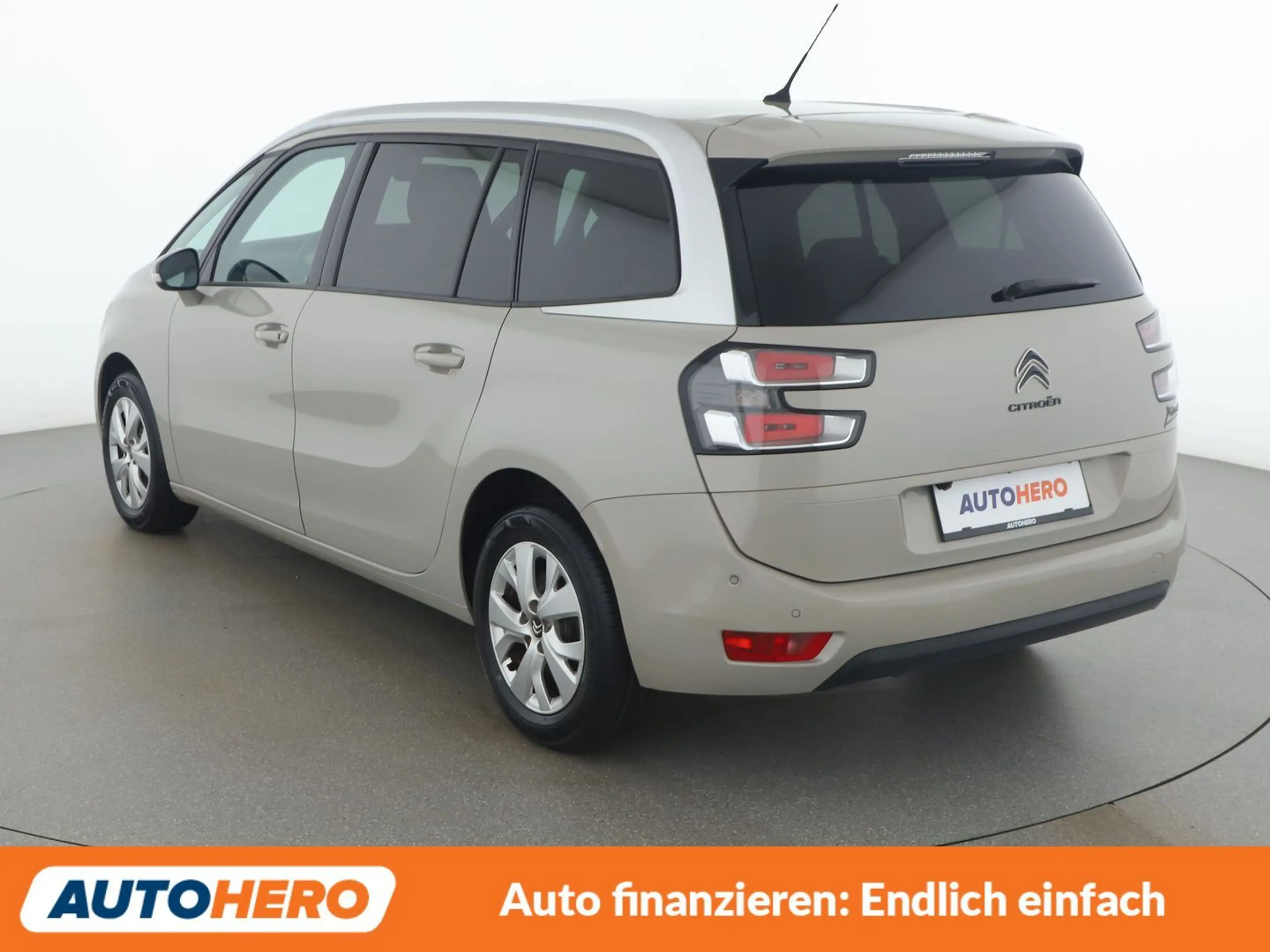 Citroen C4 Picasso 1.6 Blue-HDi Feel Edition — photo 4
