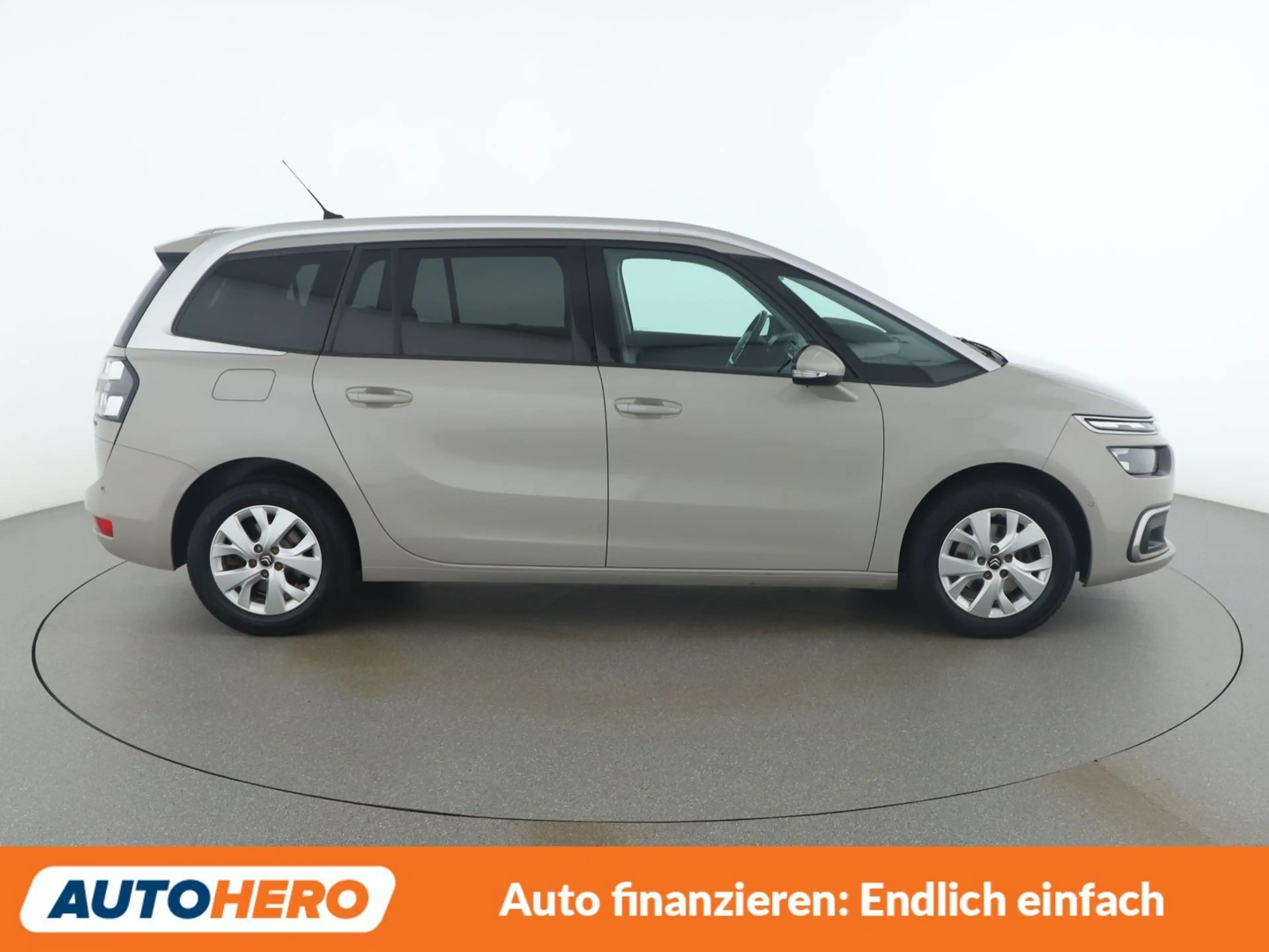 Citroen C4 Picasso 1.6 Blue-HDi Feel Edition — photo 7