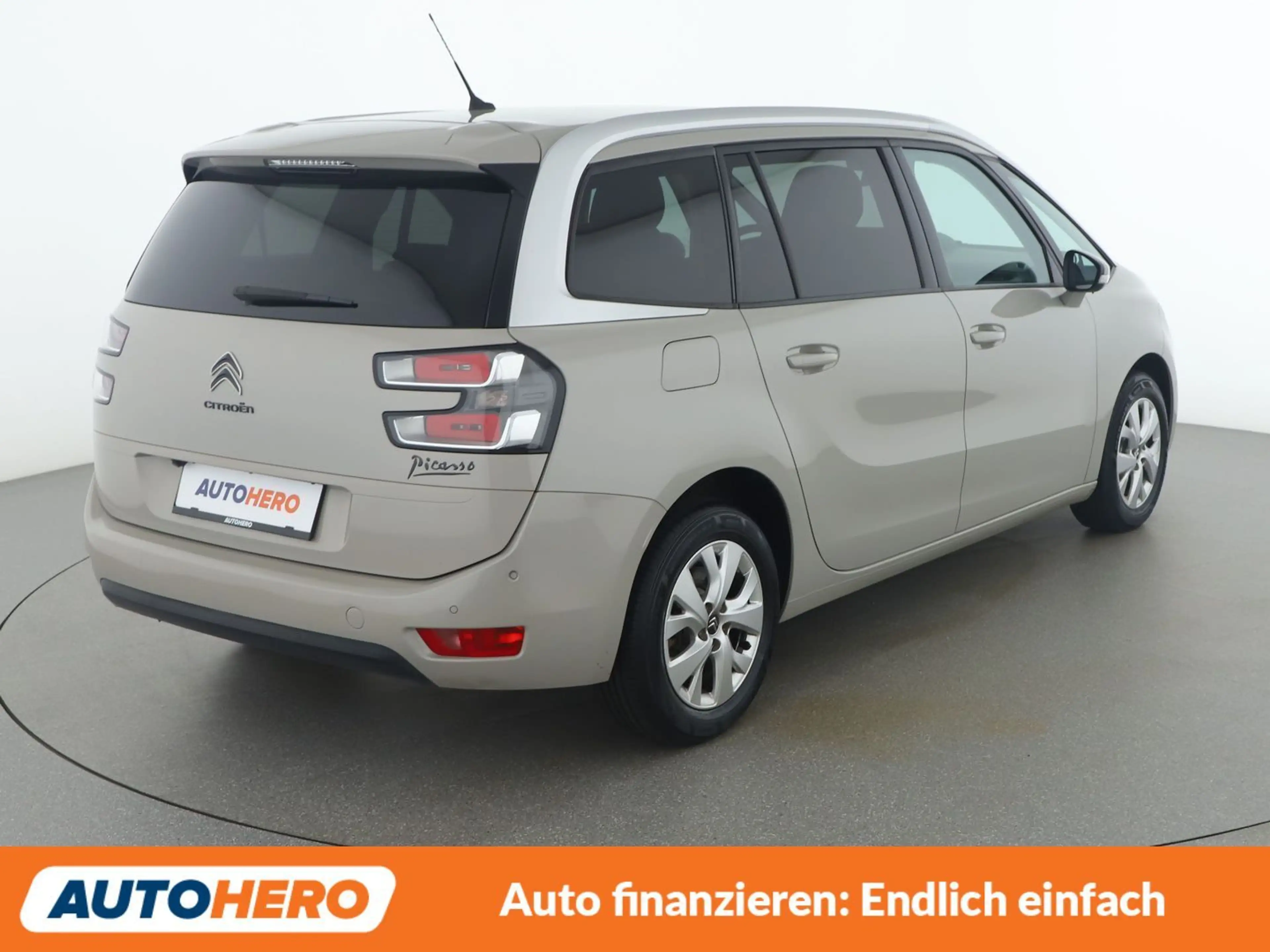 Citroen C4 Picasso 1.6 Blue-HDi Feel Edition — photo 6