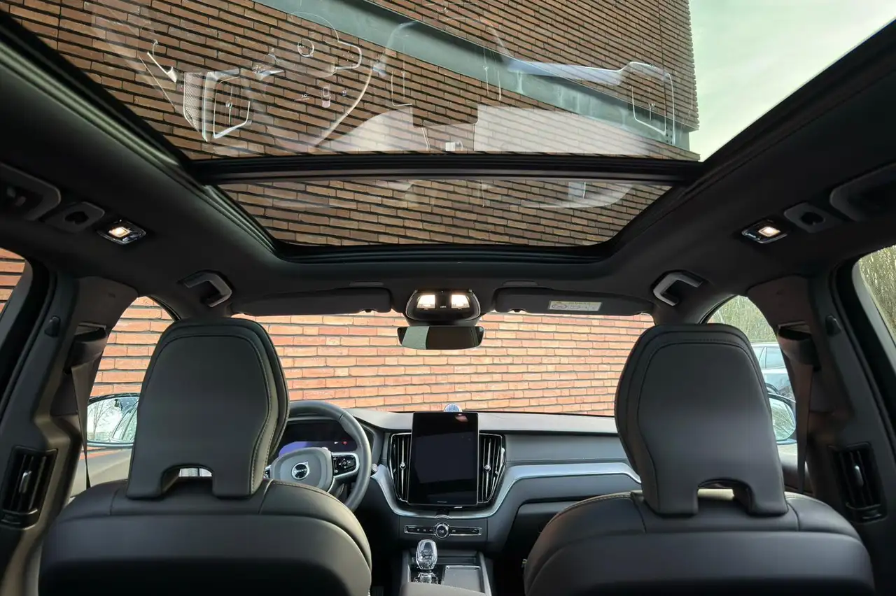 Volvo XC60 2026 — фото 10