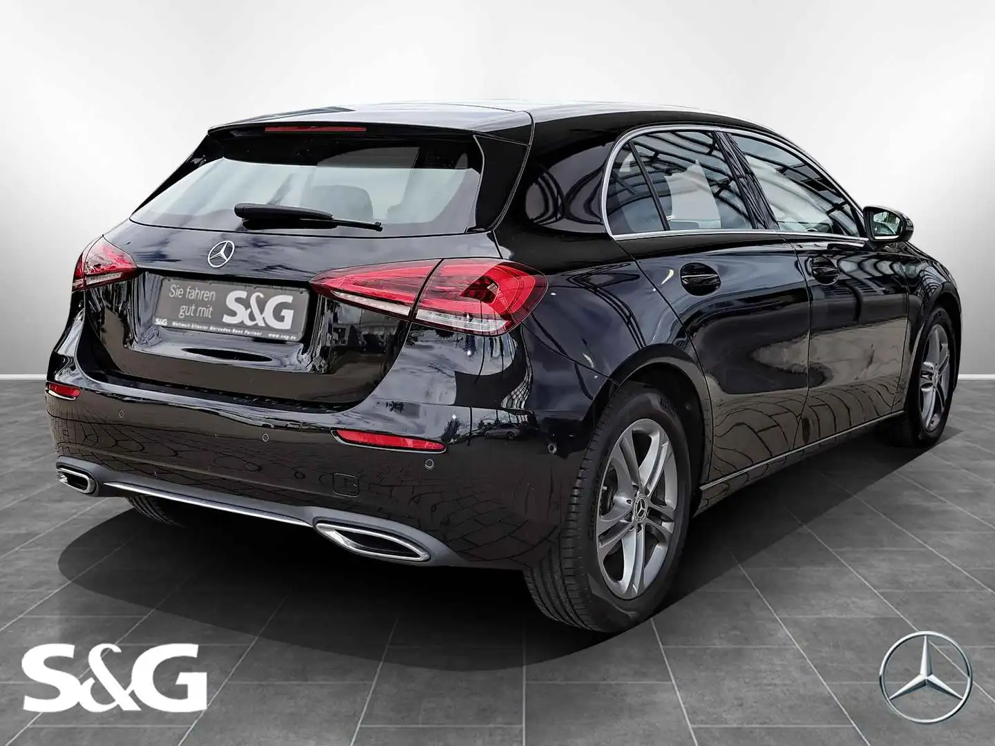 Mercedes-Benz A 180 d DISTRONIC+360°+LED+MBUX+CARPLAY+17 ZOLL Czarny - 2